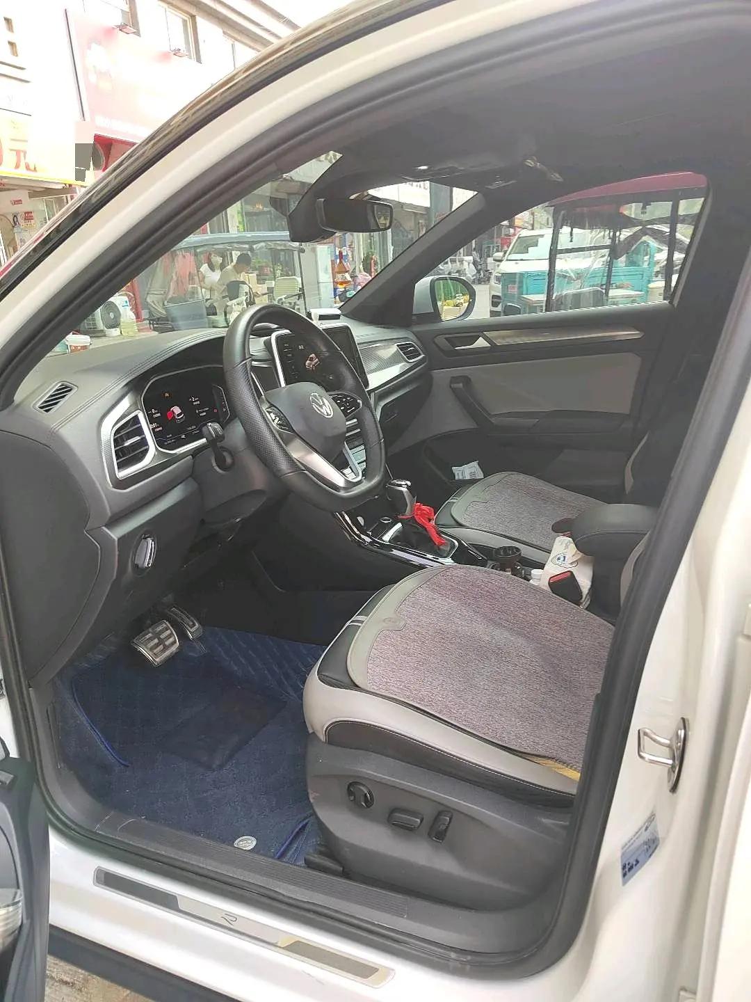 Volkswagen 2023 T-ROC 1.5TSI 300TSI Front-Wheel Drive Chenguang Edition Automatic 4