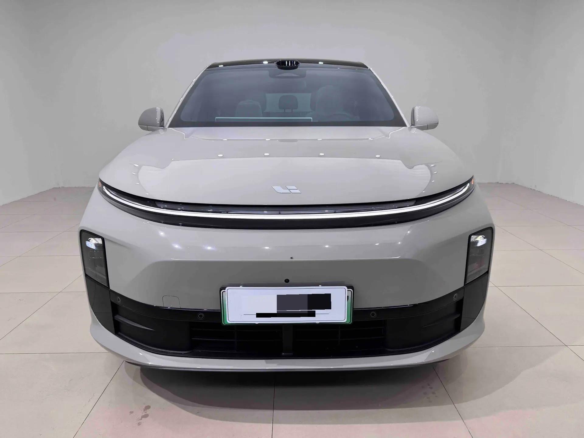 Li 2025 L6 Pro Intelligent Refreshed Version Automatic Transmission 2