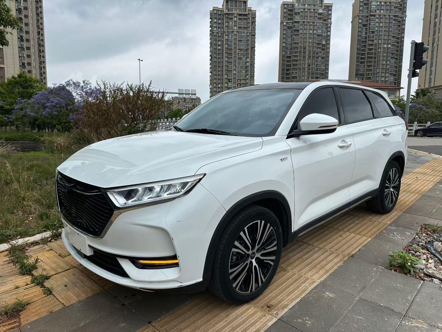 ChangAn Oshan X7 2021 1.5T Auto Luxury Model