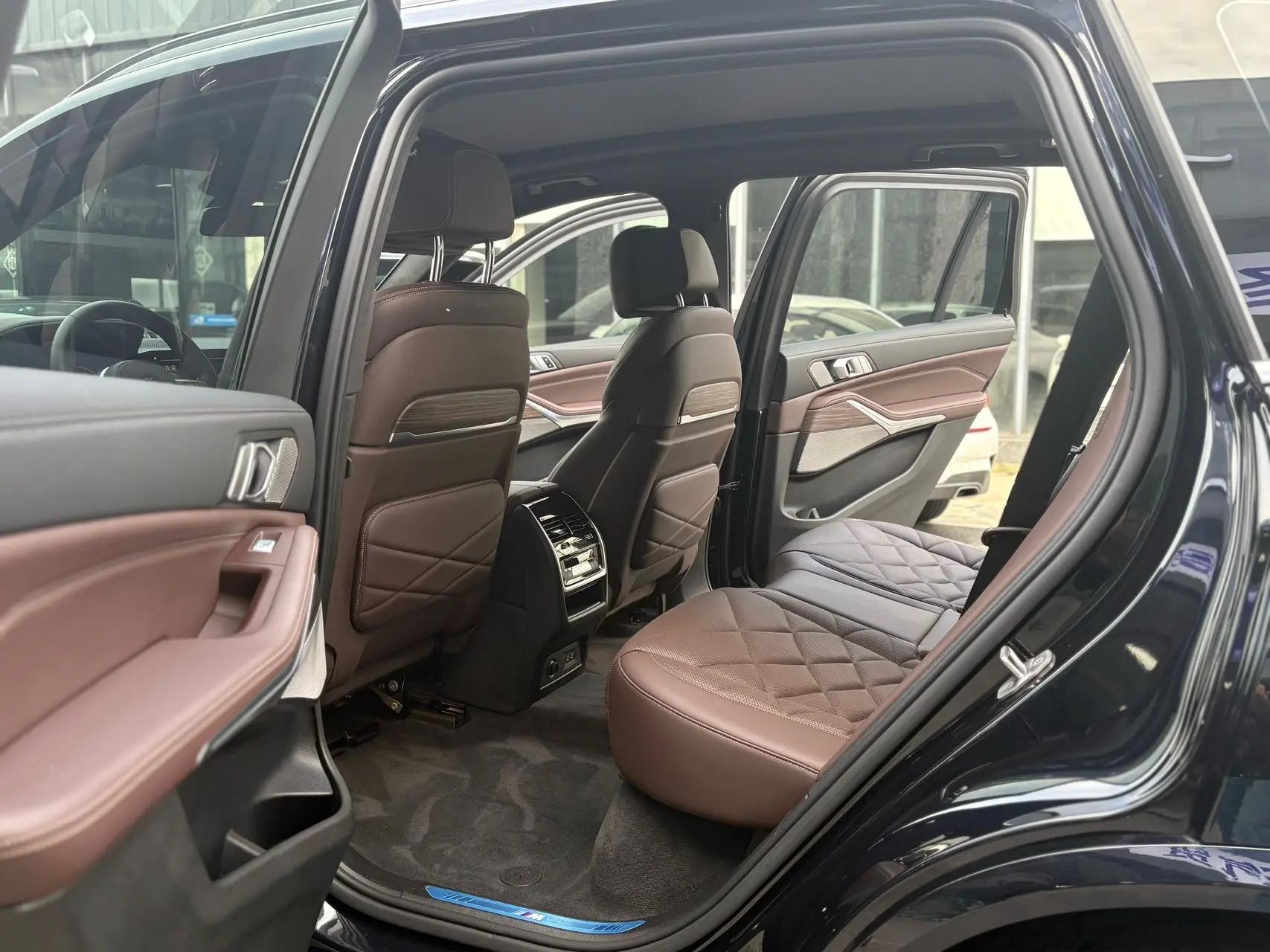 BMW X5 2022 xDrive 40Li M sports set 5