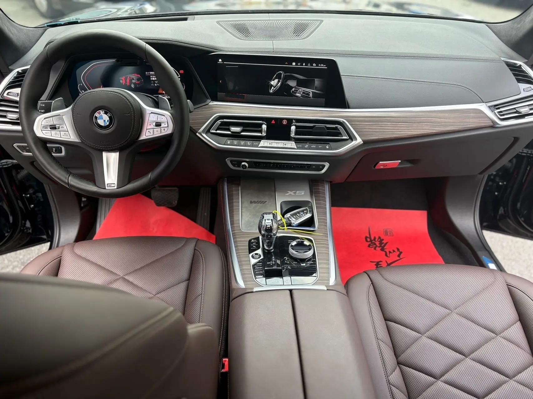 BMW X5 2022 xDrive 40Li M sports set 8