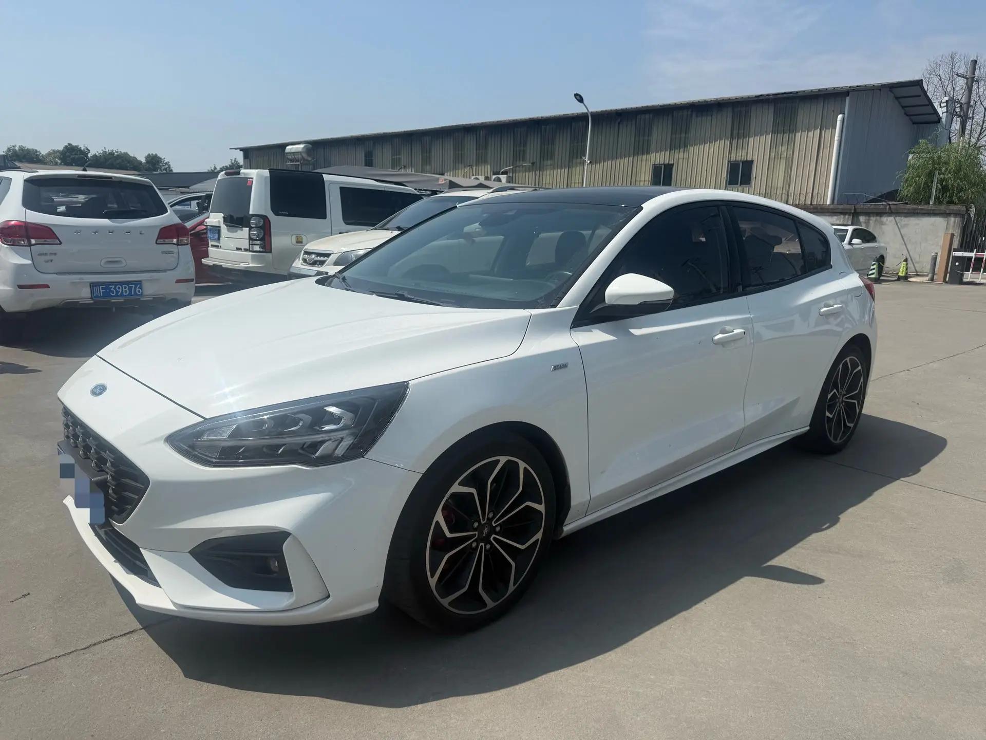 Focus 2021 hatchback EcoBoost 180 automatic ST Line