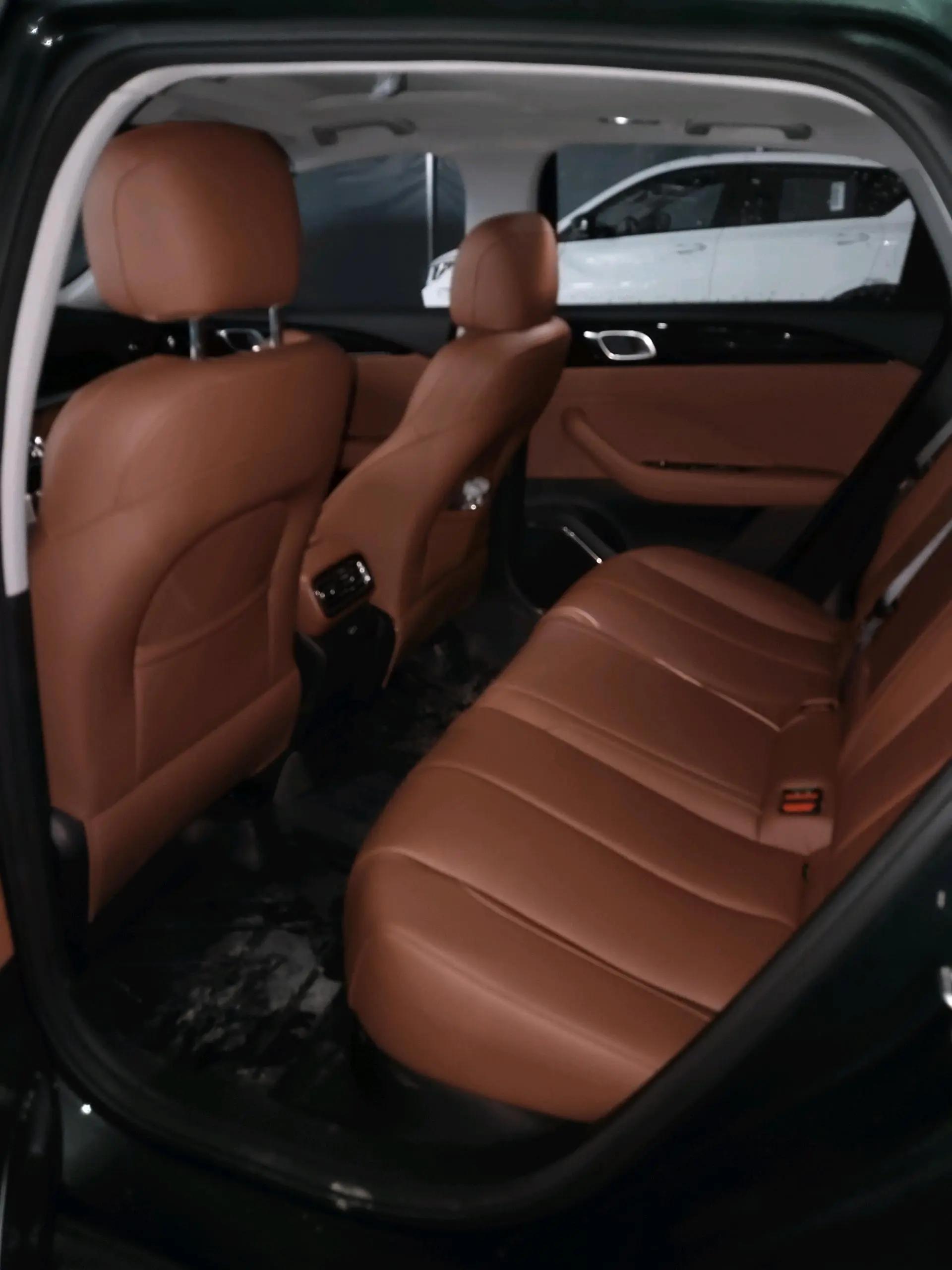 Geely 2026 Emgrand -3-compartment 1.5T Flagship Automatic Gear 6