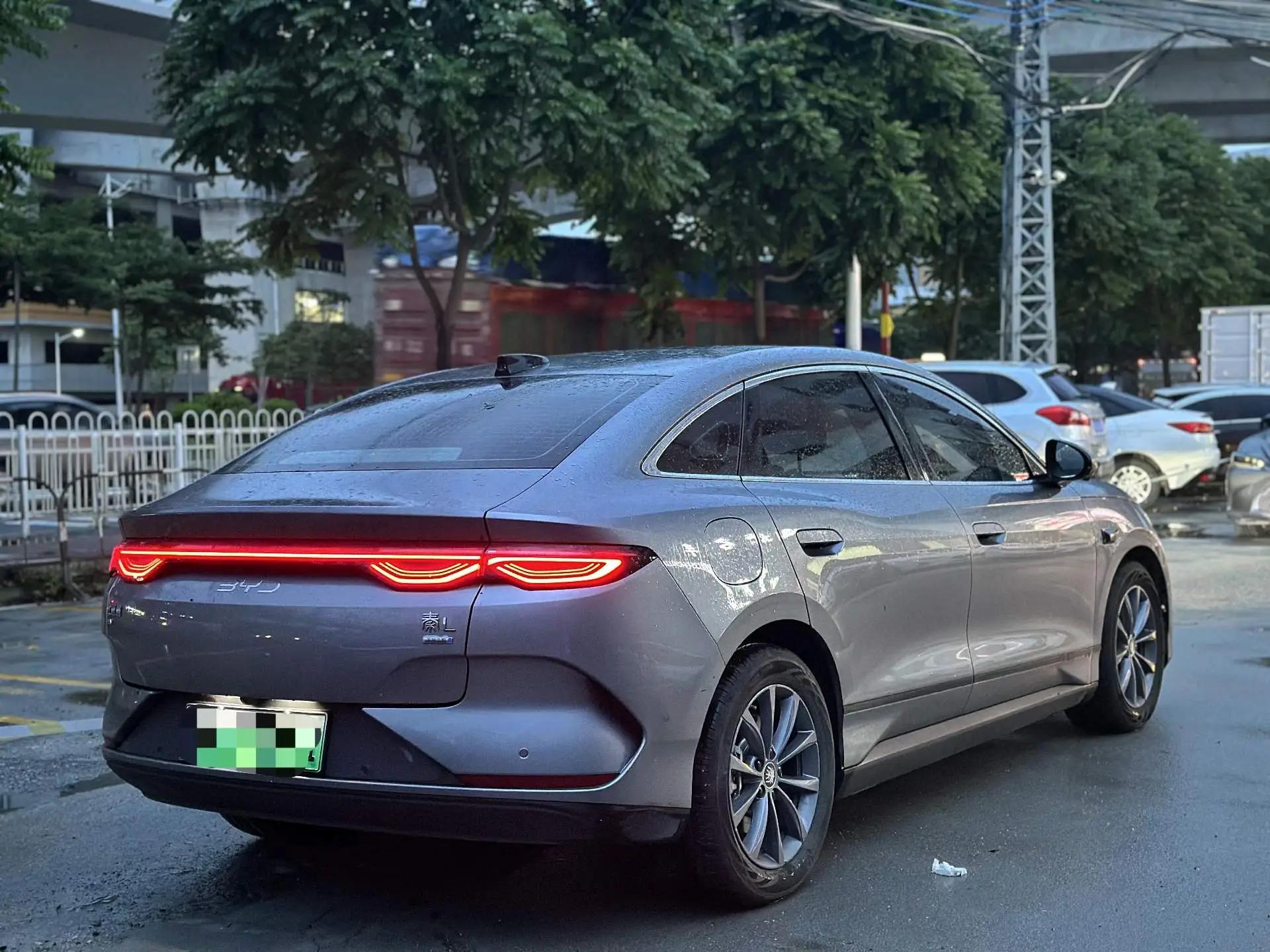 BYD 2025 Qin L EV 545KM Exceed automatic gear 3