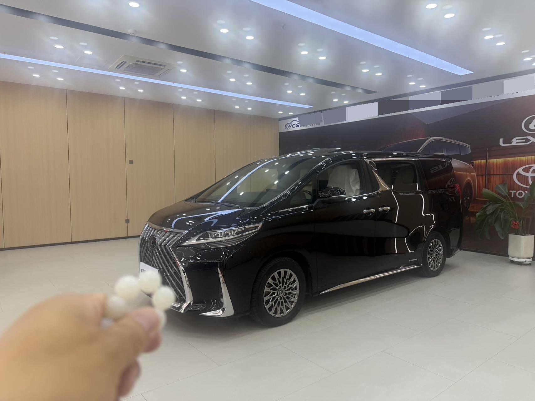 Lexus LM 2020 300h Four-seat Imperial Edition