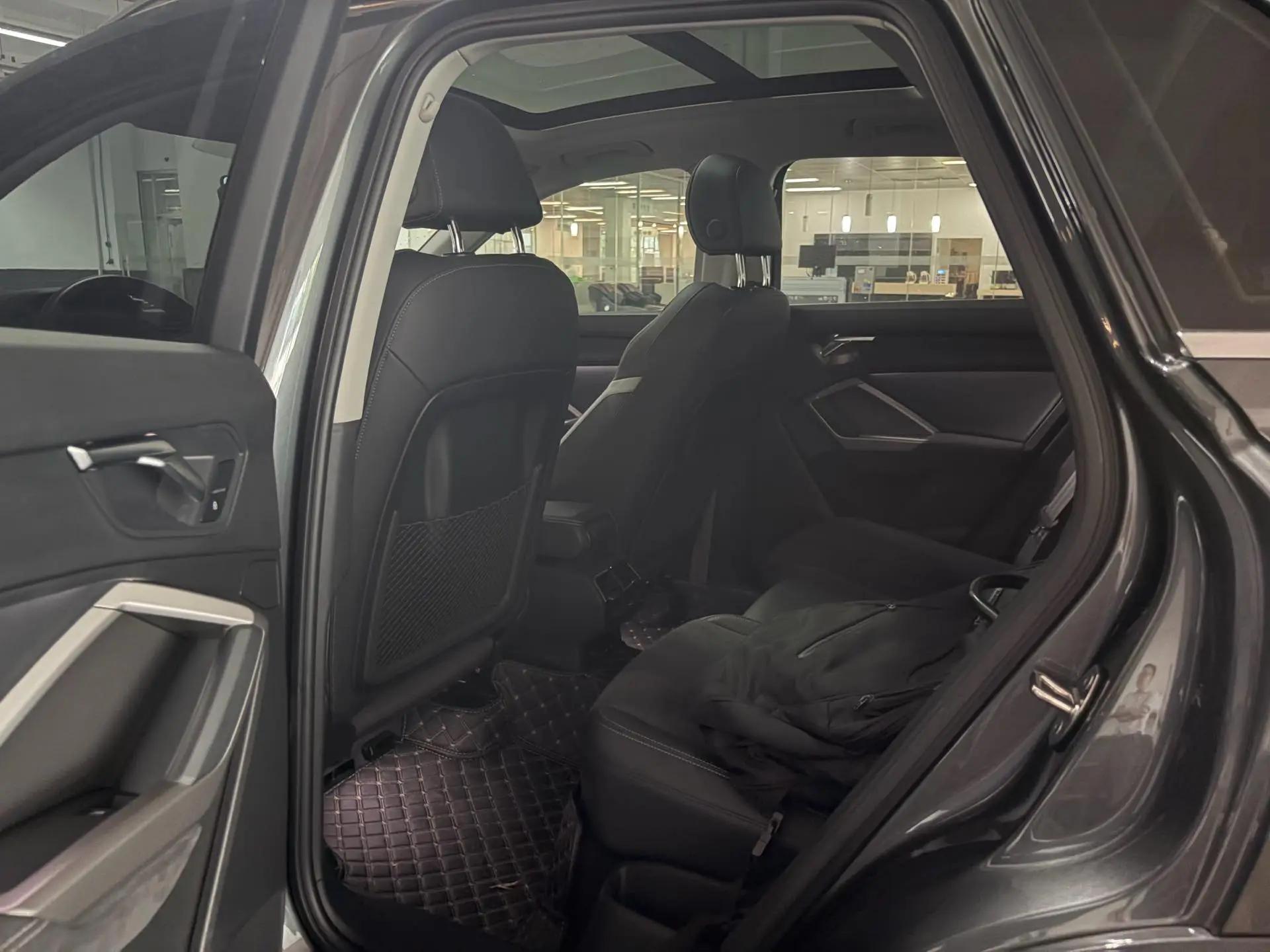Audi Q3 2022 35 TFSI Fashion Dynamic 4