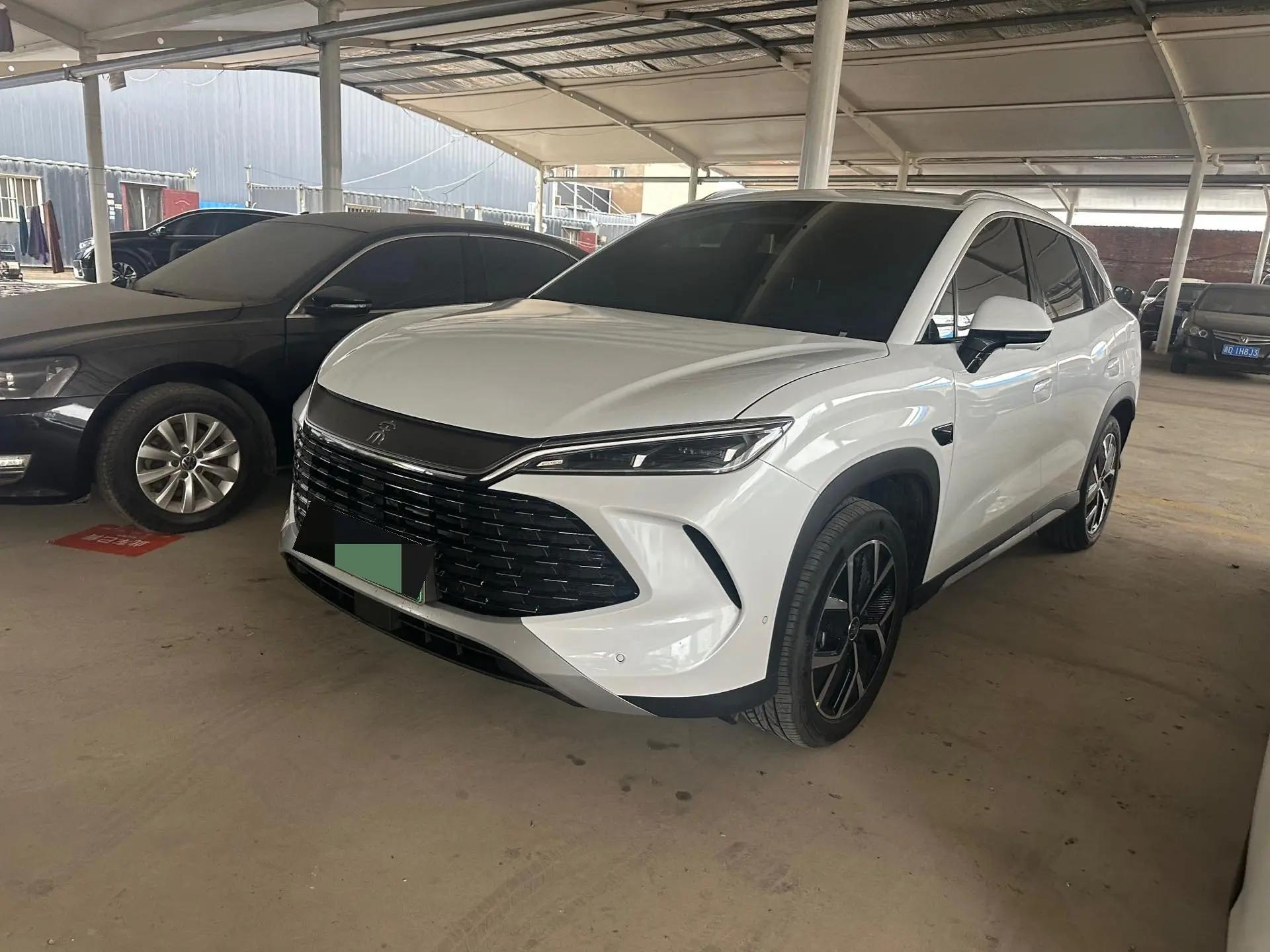 BYD 2026 Song L DM-i 1.5 Stepless 200KM Exceed Automatic Transmission