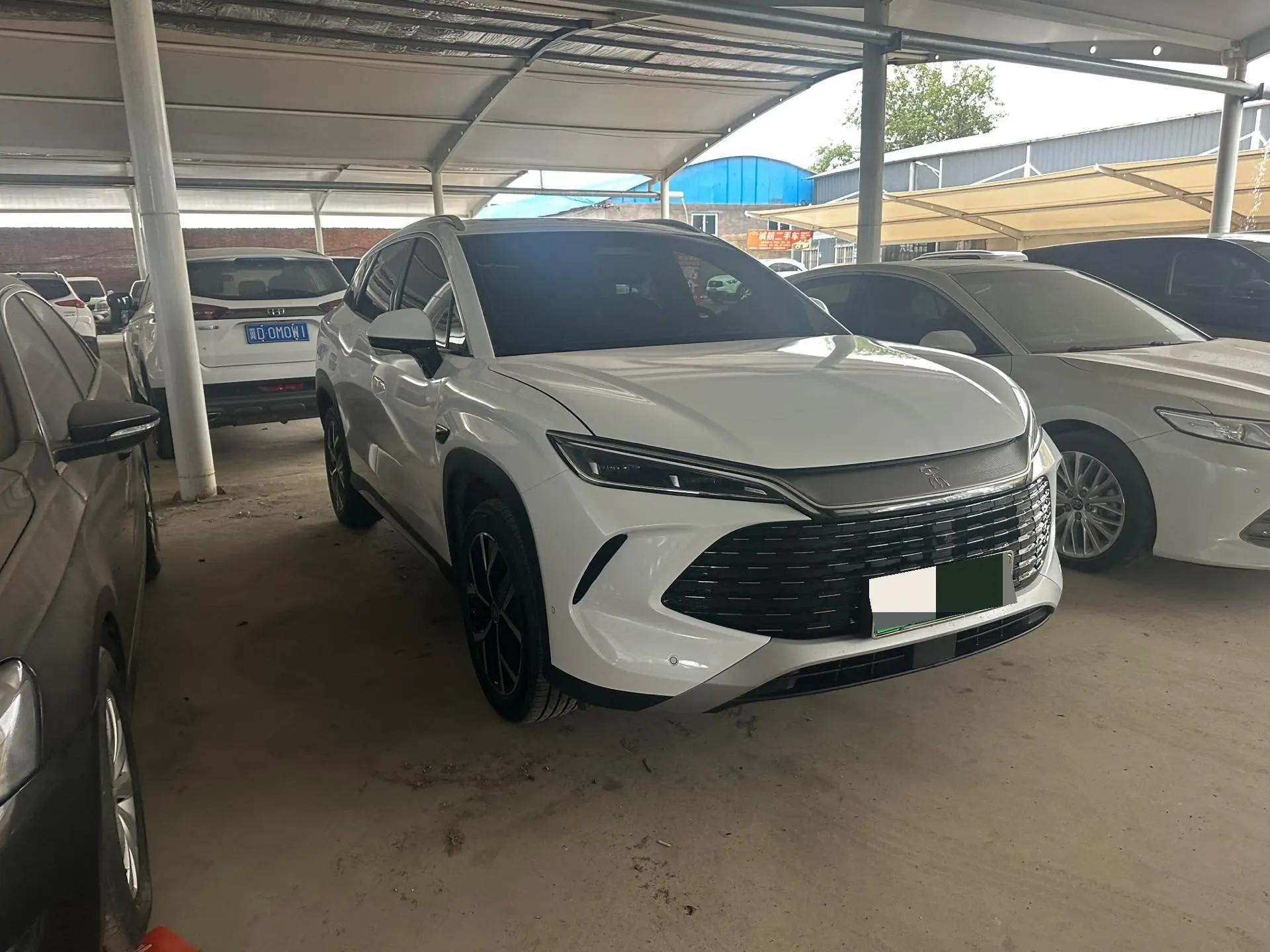 BYD 2026 Song L DM-i 1.5 Stepless 200KM Exceed Automatic Transmission 2