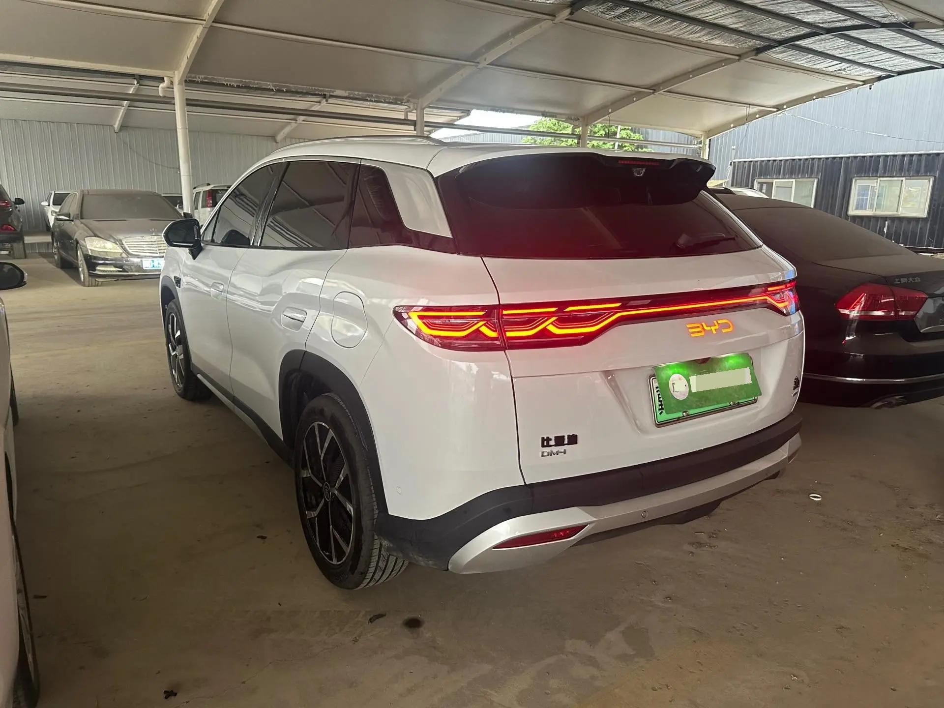 BYD 2026 Song L DM-i 1.5 Stepless 200KM Exceed Automatic Transmission 6