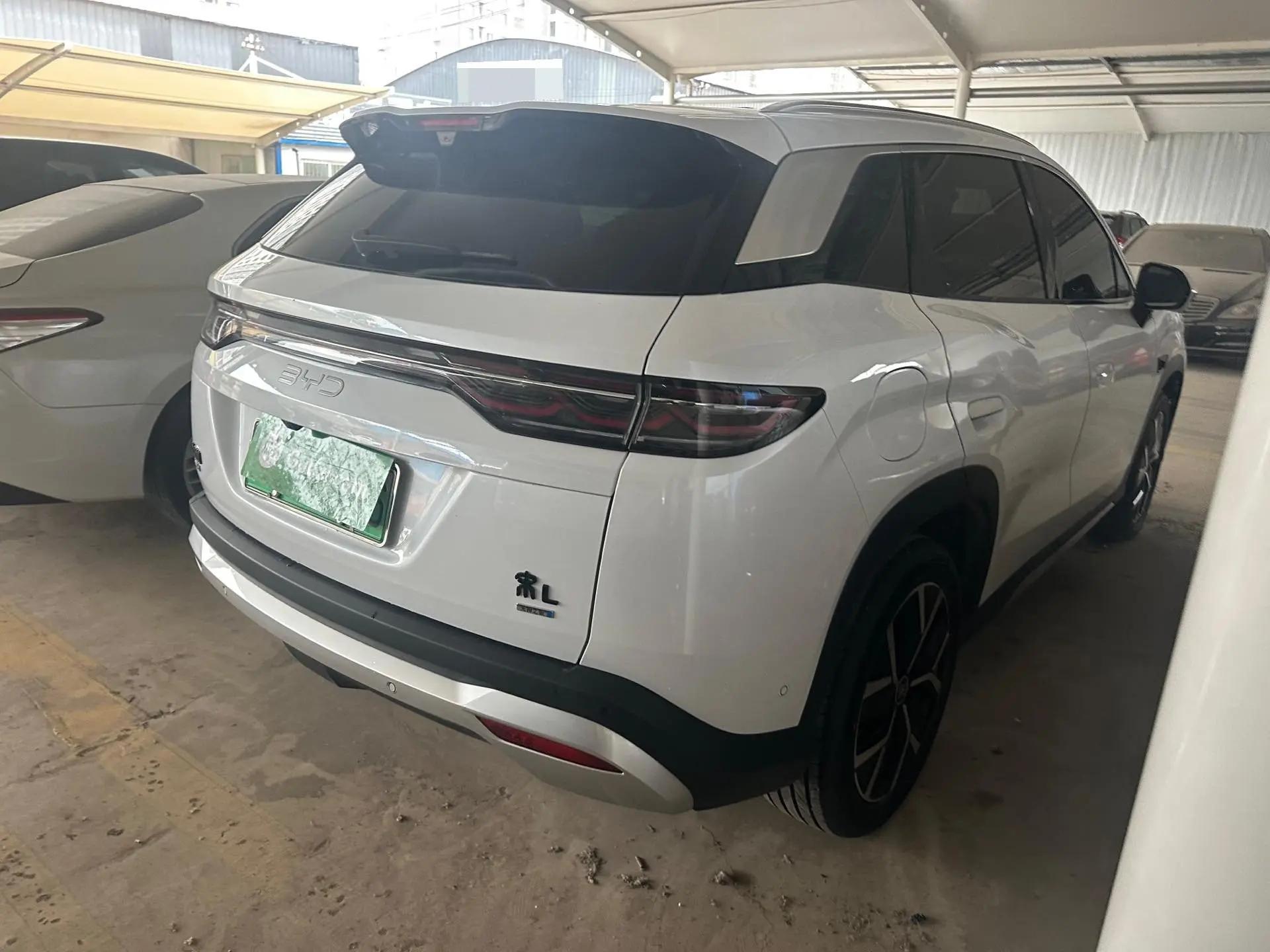 BYD 2026 Song L DM-i 1.5 Stepless 200KM Exceed Automatic Transmission 7