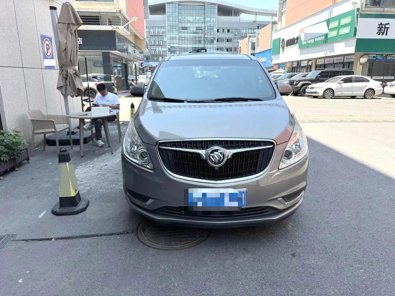 Buick GL8 2018 28T Comfort Country VI 2