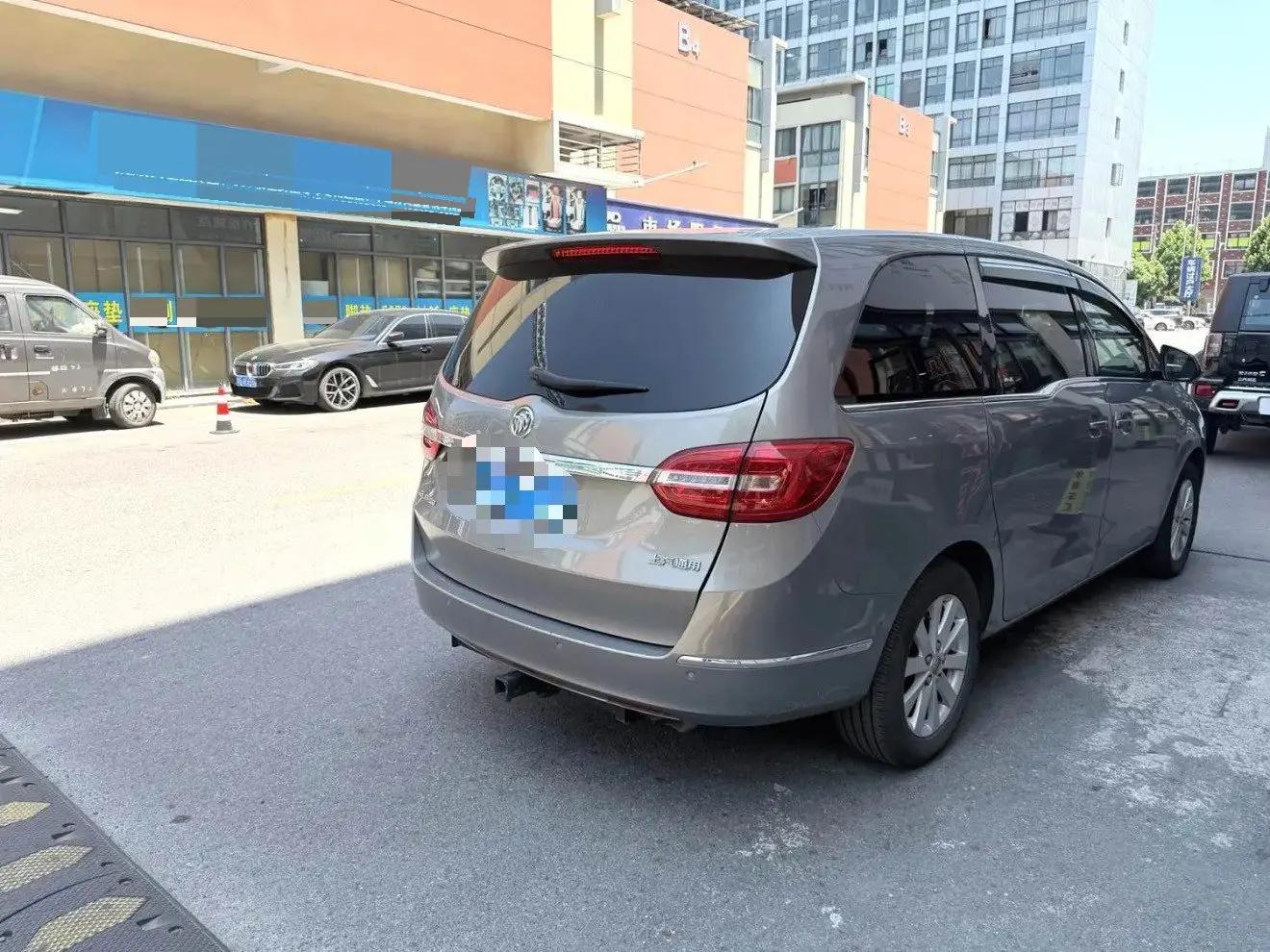 Buick GL8 2018 28T Comfort Country VI 9