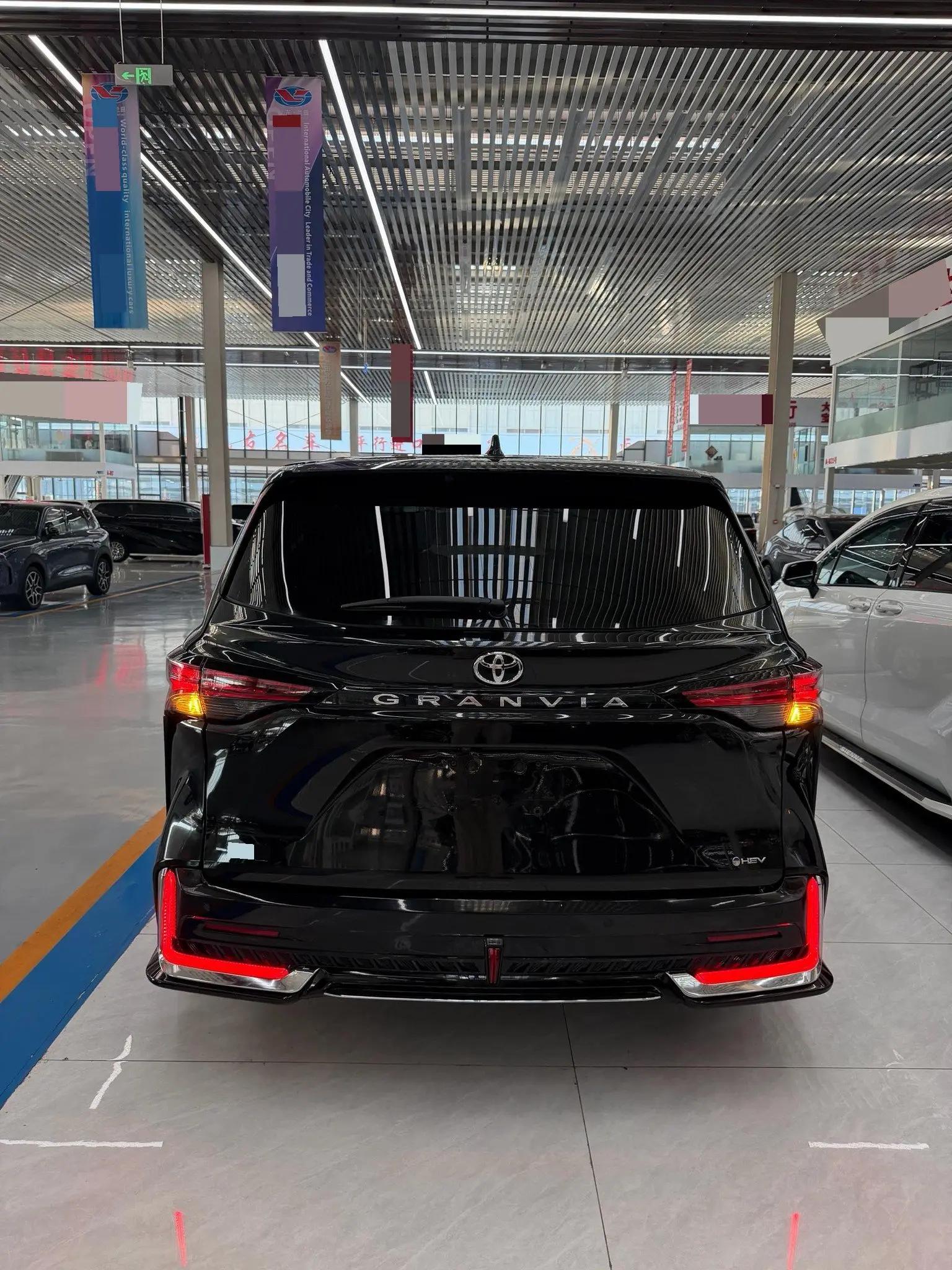 Toyota 2024 Sienna HYBRID 2.5 CVT Comfort Edition Automatic 8