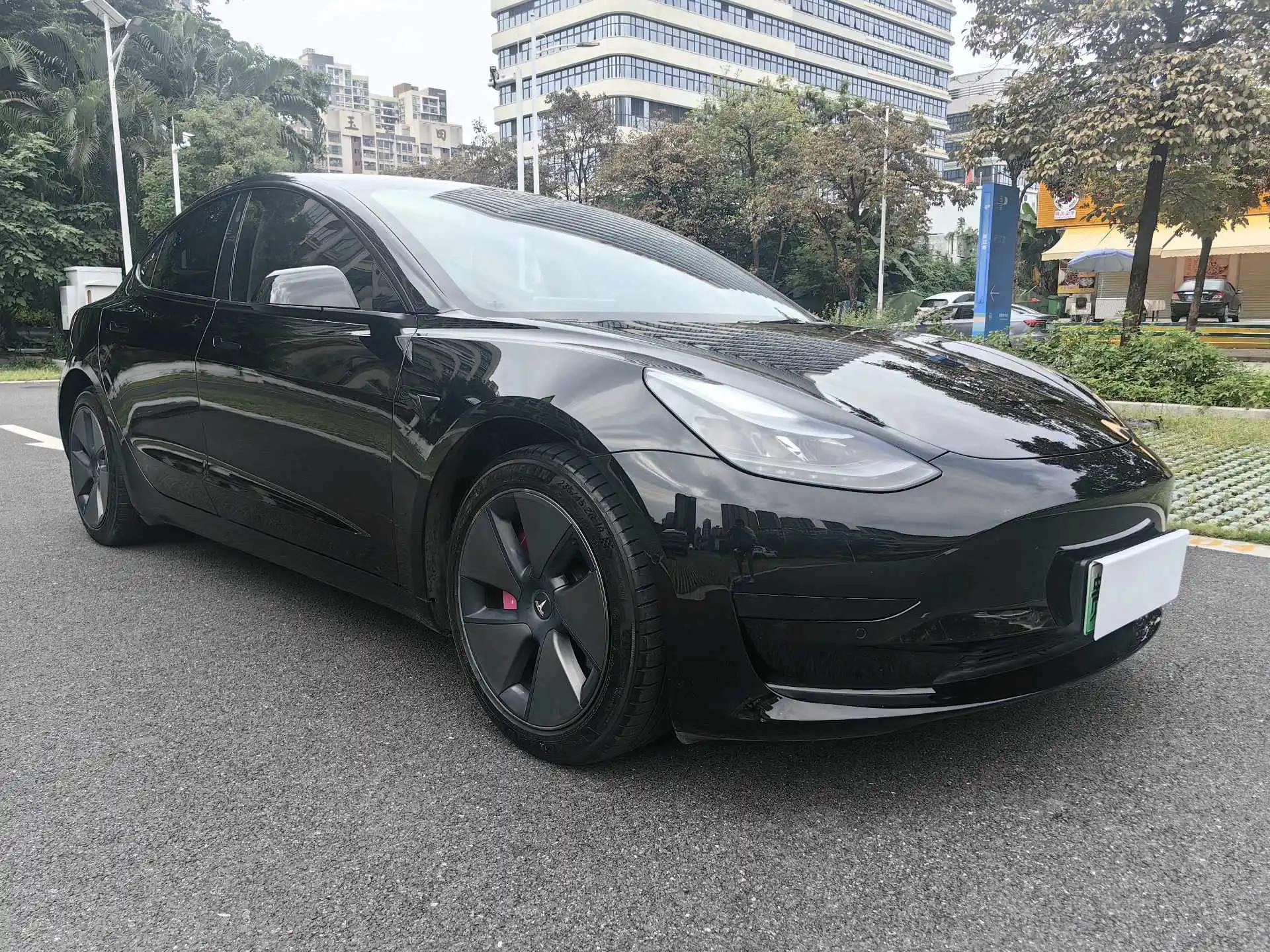 Model 3 2021 Standard Range Rear-Wheel Drive Upgrade 3