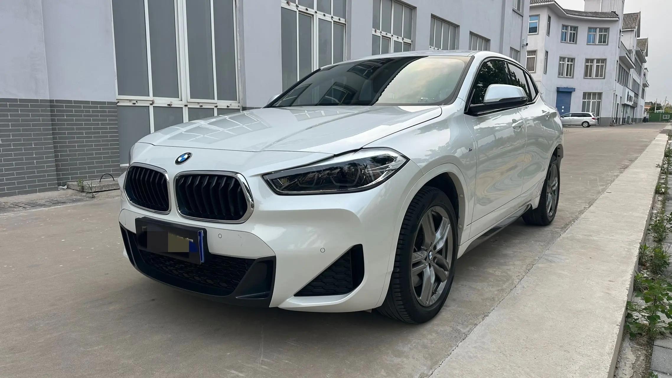 BMW X2 2021 sDrive25i leading M sports suit