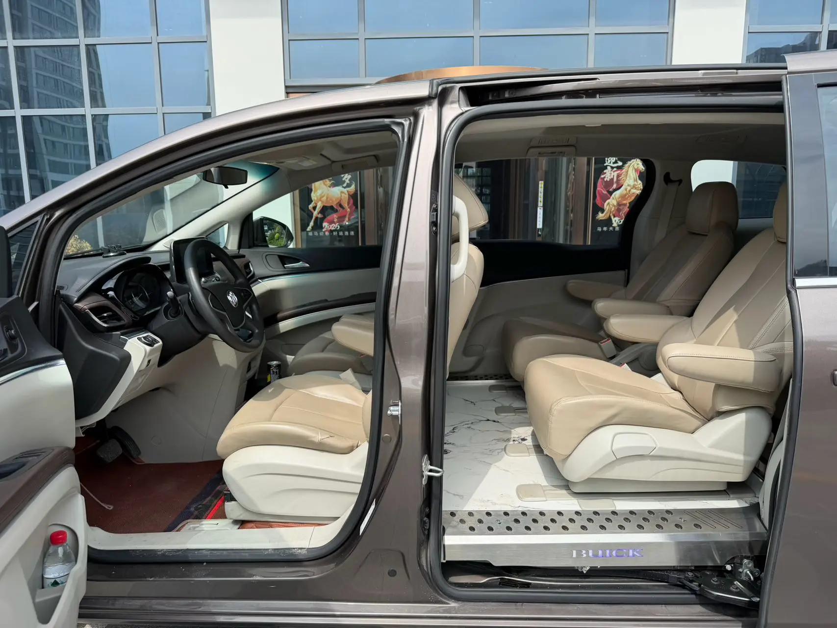 Buick GL8 2021 Land Business Class 652T Comfort Model 5