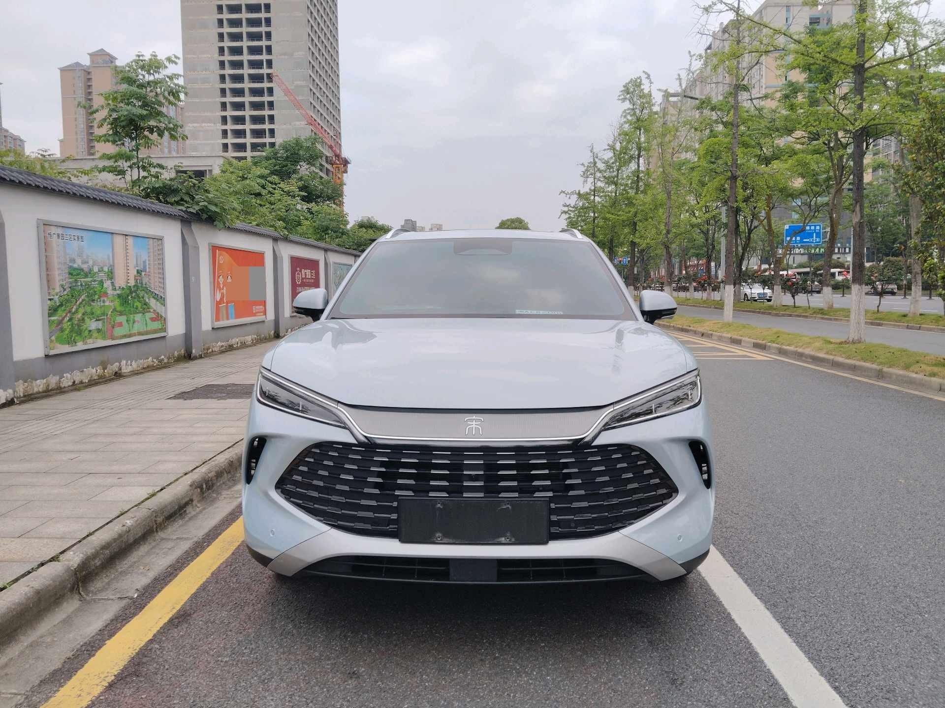 BYD 2025 Song L DM-i 1.5 Stepless Smart Driving Edition 160km Exceed Automatic Transmission 2