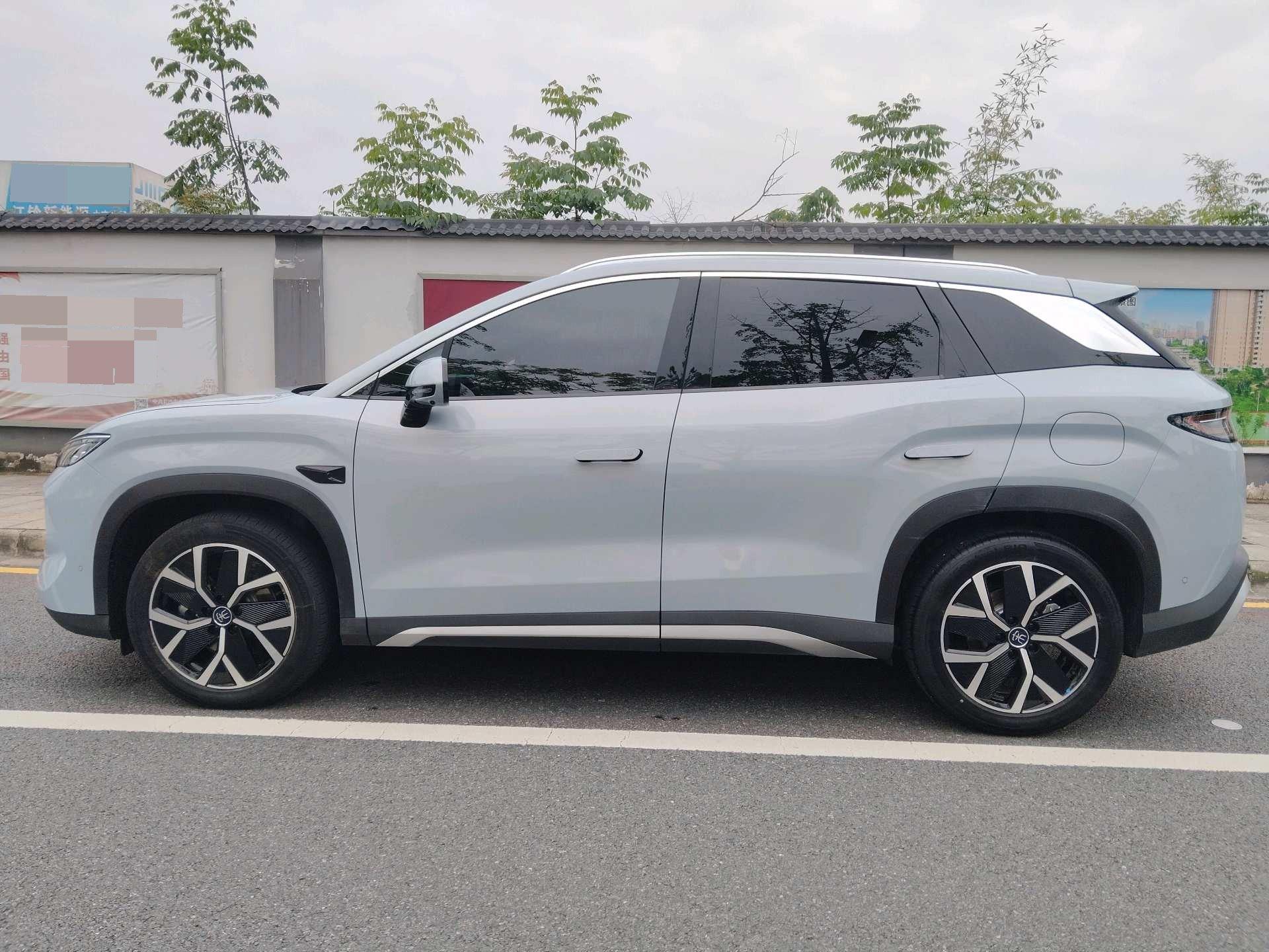 BYD 2025 Song L DM-i 1.5 Stepless Smart Driving Edition 160km Exceed Automatic Transmission 8