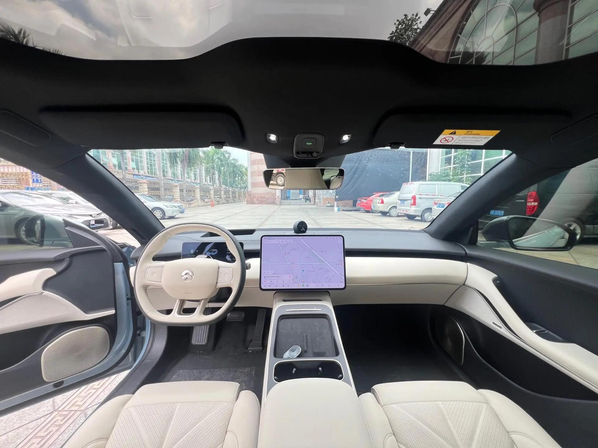 NIO 2025 ET5T 75kWh Touring automatic 10