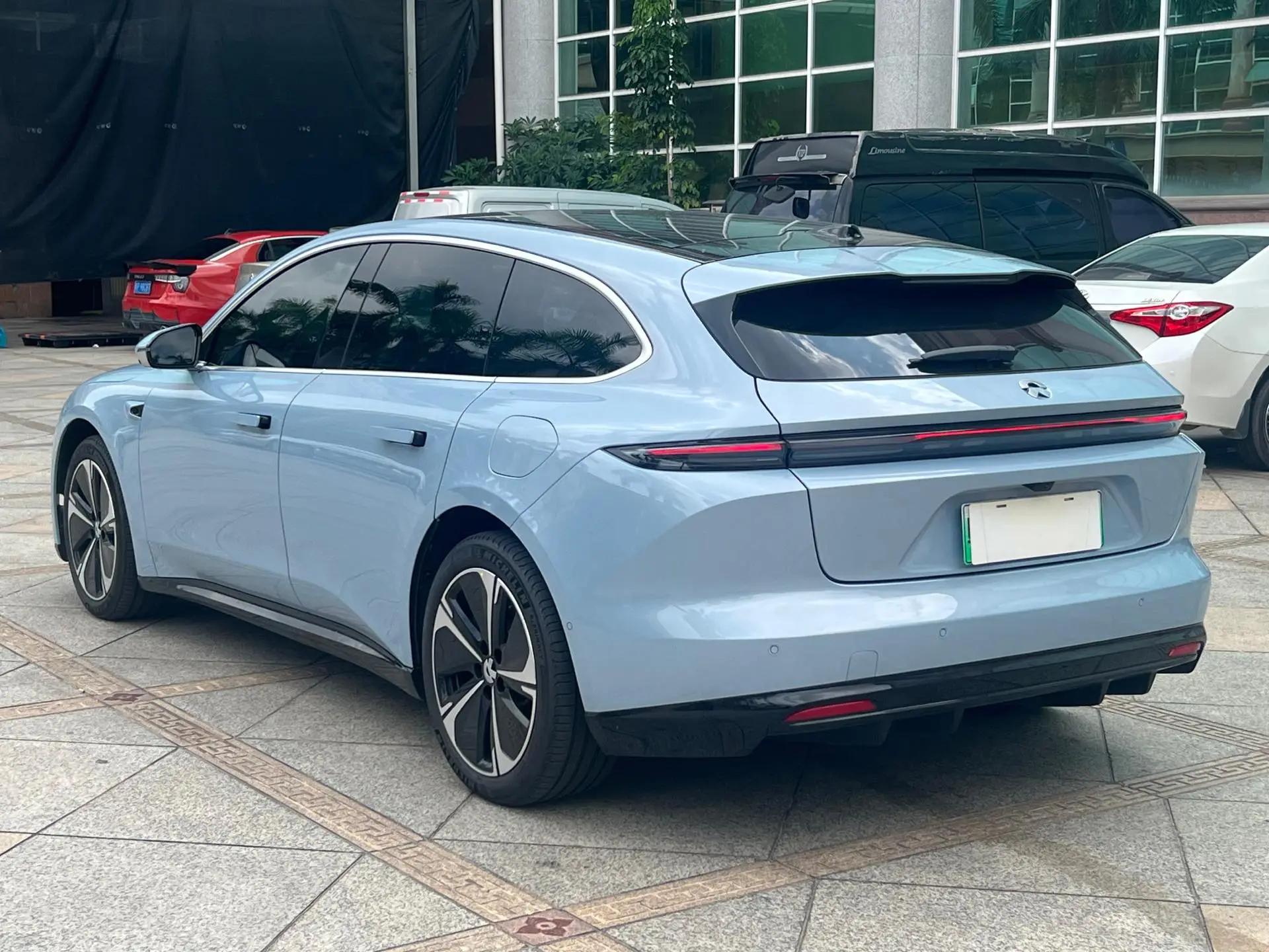 NIO 2025 ET5T 75kWh Touring automatic 4