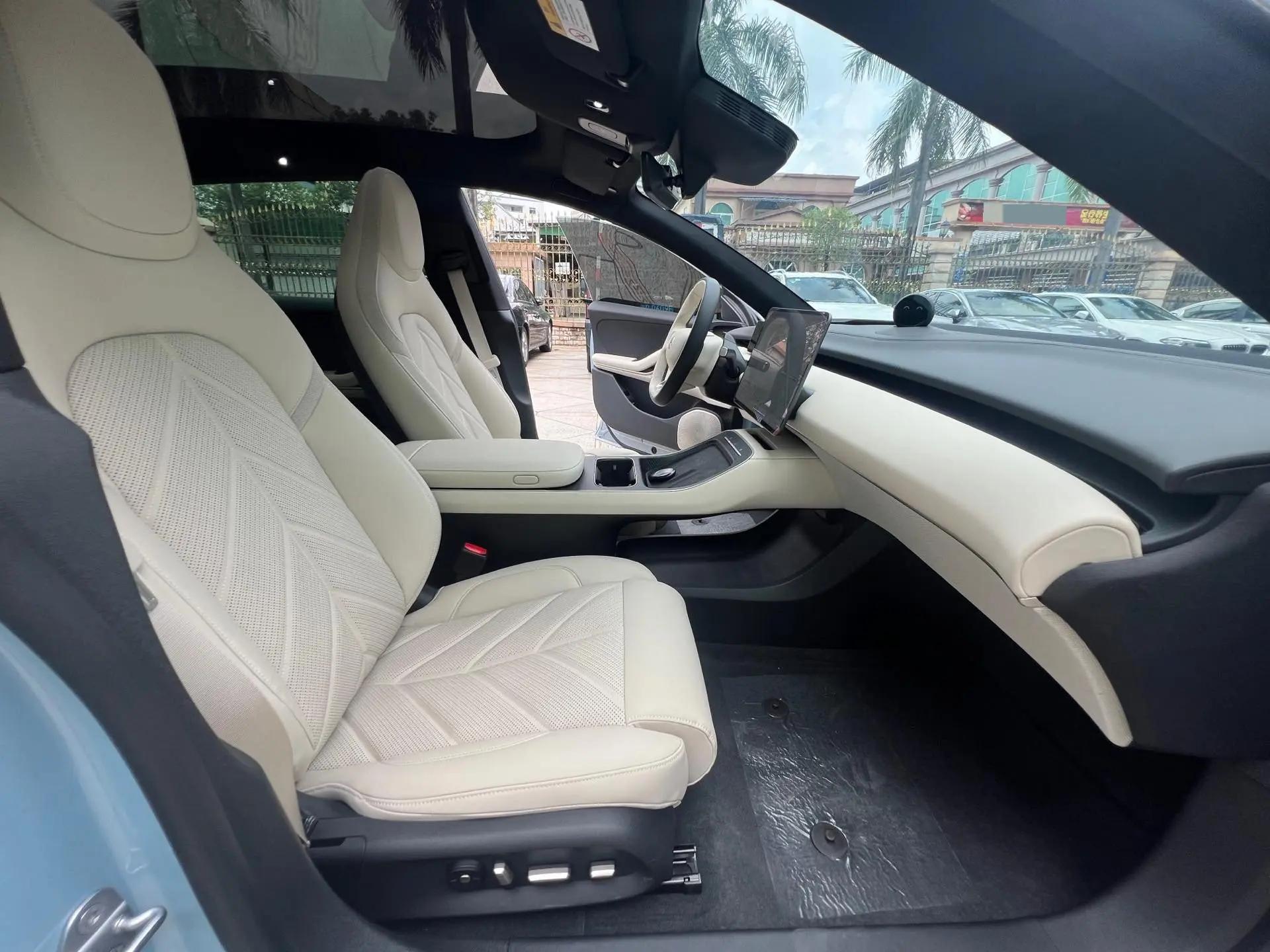 NIO 2025 ET5T 75kWh Touring automatic 9