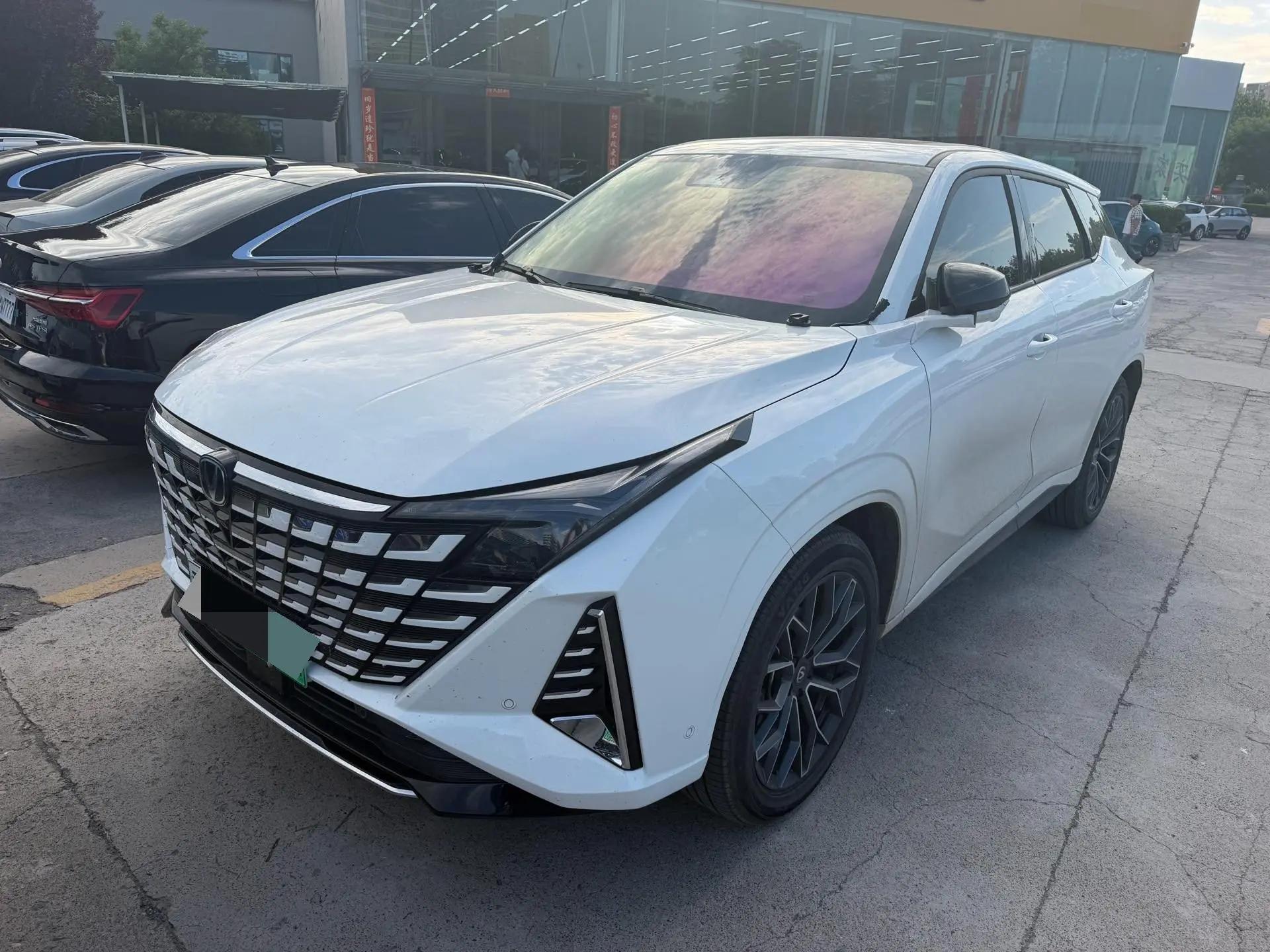 ChangAn UNI-Z 2024 Blue Whale Smart Electric iDD 125km Excellence