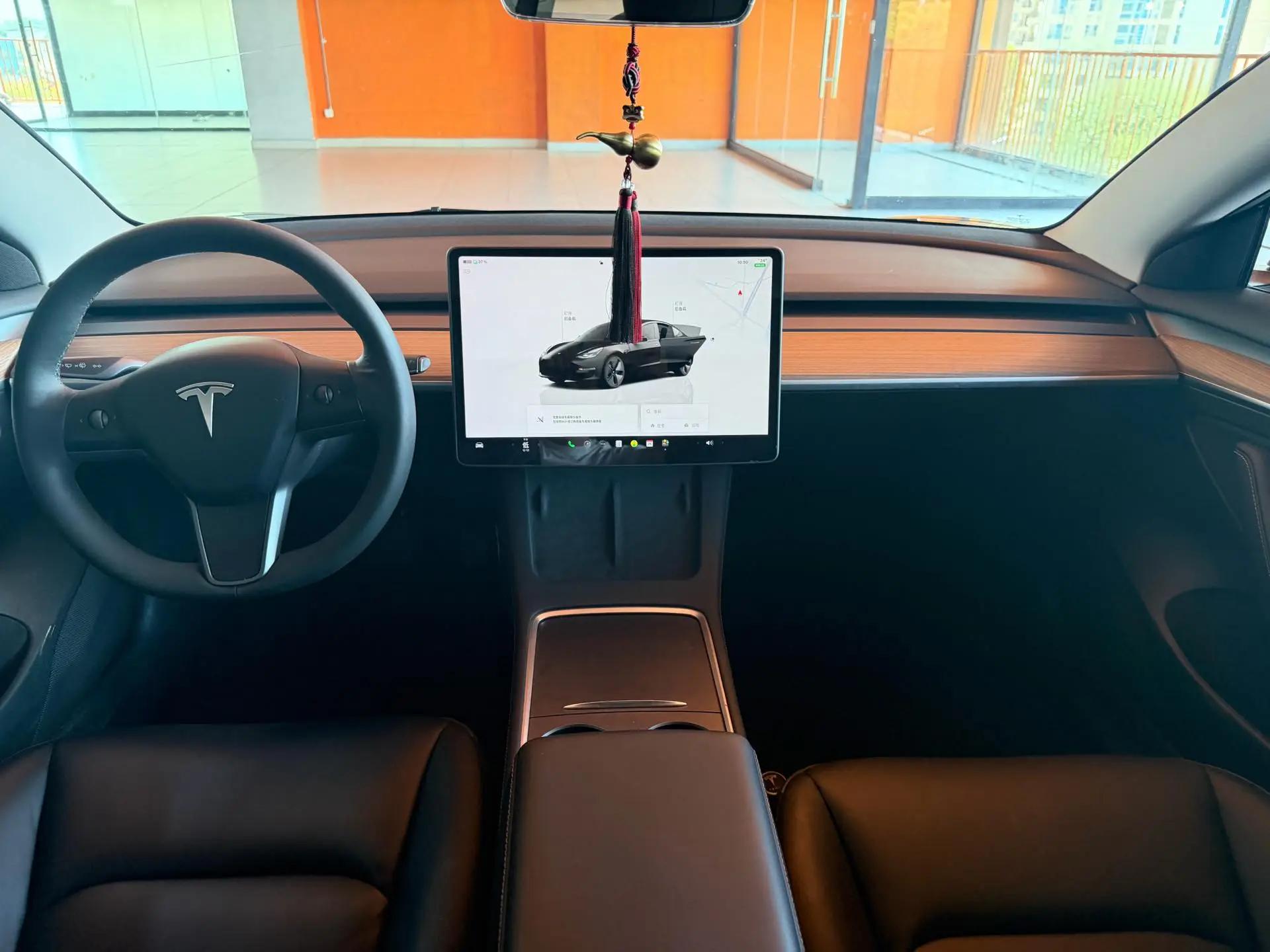 Model 3 2022 rear-wheel drive version 7