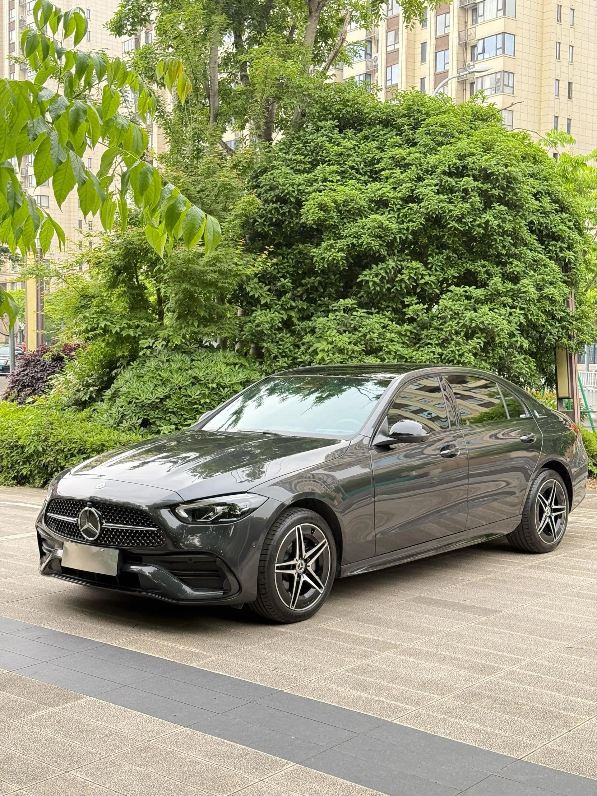 Mercedes Benz C- Class 2025 Model C 260 L 48V 1.5T Nocturnal Sports Edition Automatic