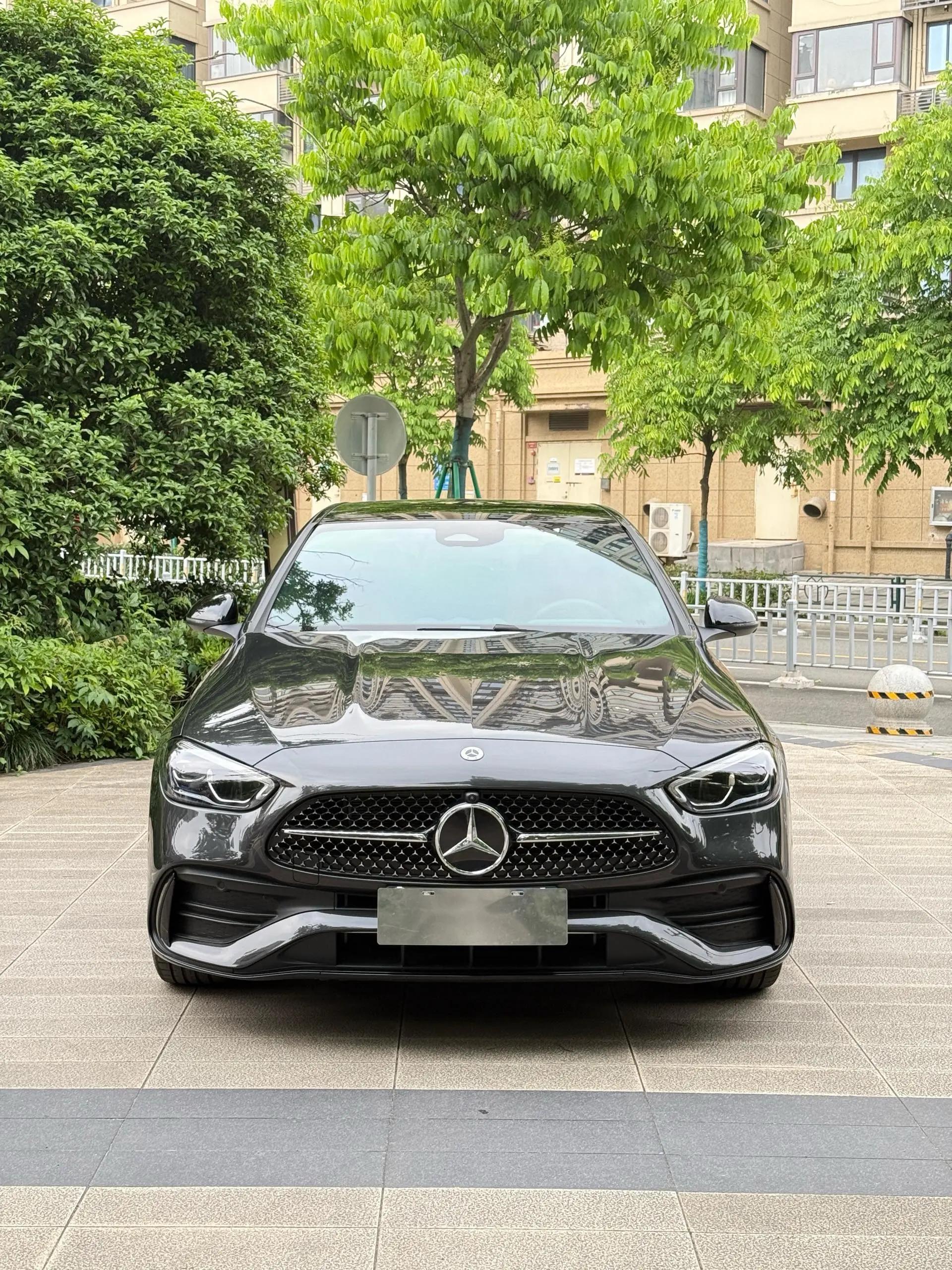 Mercedes Benz C- Class 2025 Model C 260 L 48V 1.5T Nocturnal Sports Edition Automatic 2