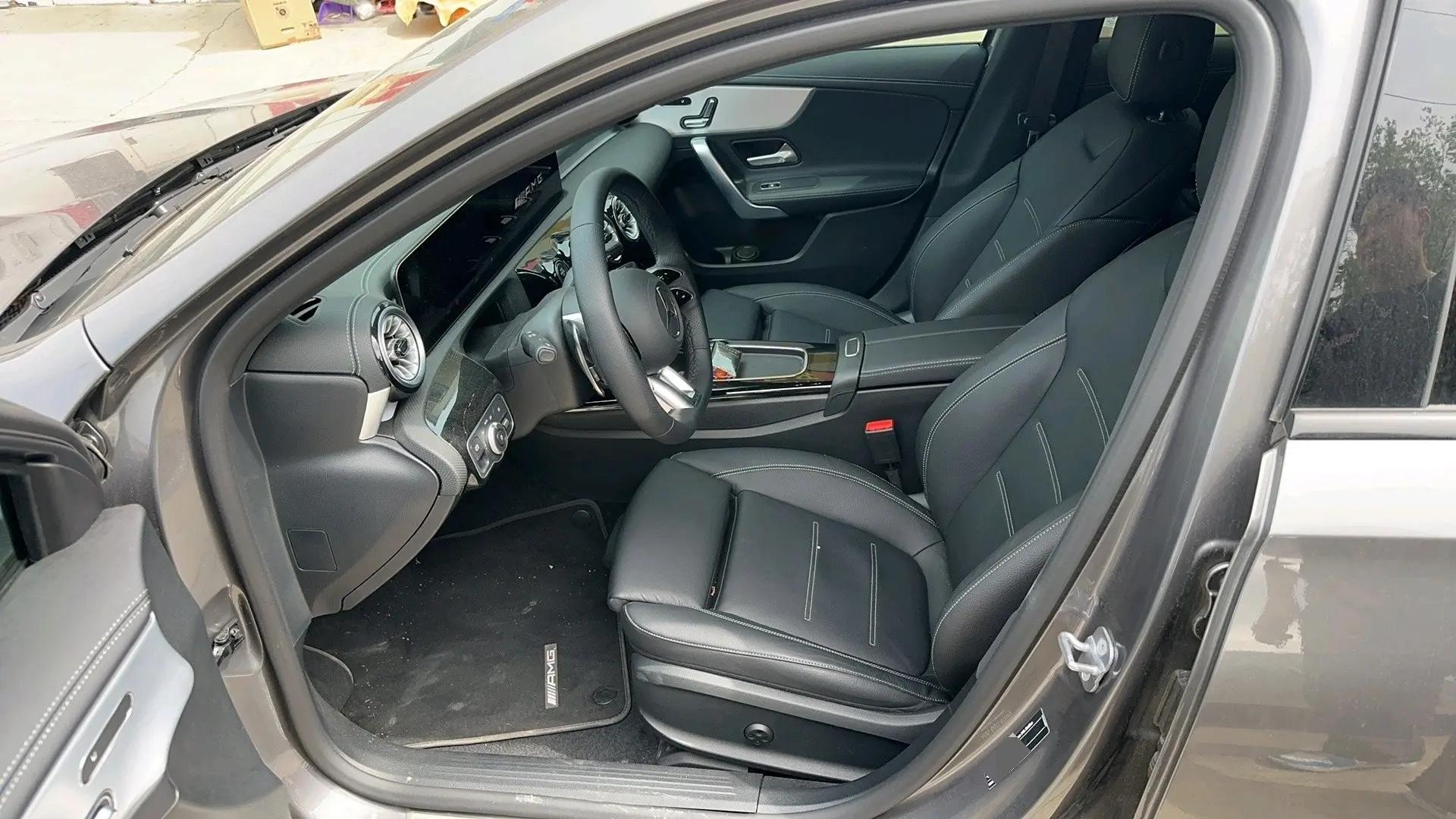 Mercedes Benz Class A AMG 2025 A 35 L AMG 4MATIC 48V 2.0T (modified) automatic gear 2