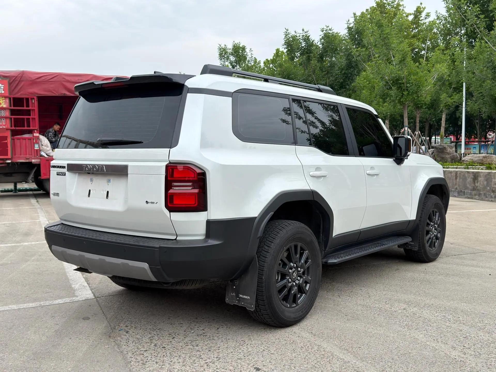 Toyota 2024 Prado HEV 2.4T All-Purpose TX Version 5-Seater Automatic 14