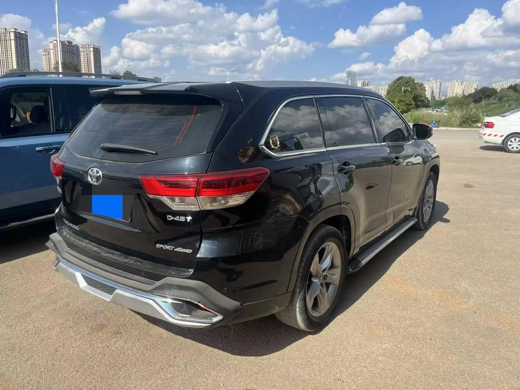 Highlander 2021 2.0T Four-Wheel-Drive Luxury 7-Seater 4