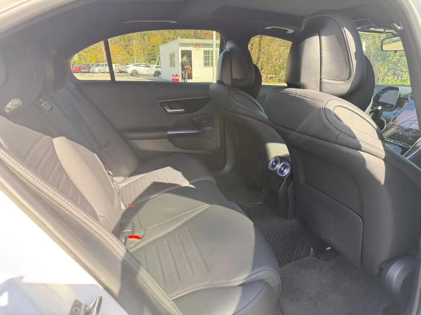 Mercedes Benz C- Class 2025 Model C 260 L 48V 1.5T Sport Version Automatic 4