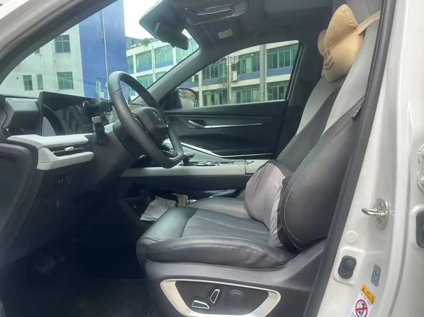 ChangAn 2024 CS75 PLUS 1.5T Champion Edition Smart Driving and Collar Automatic Gear 4