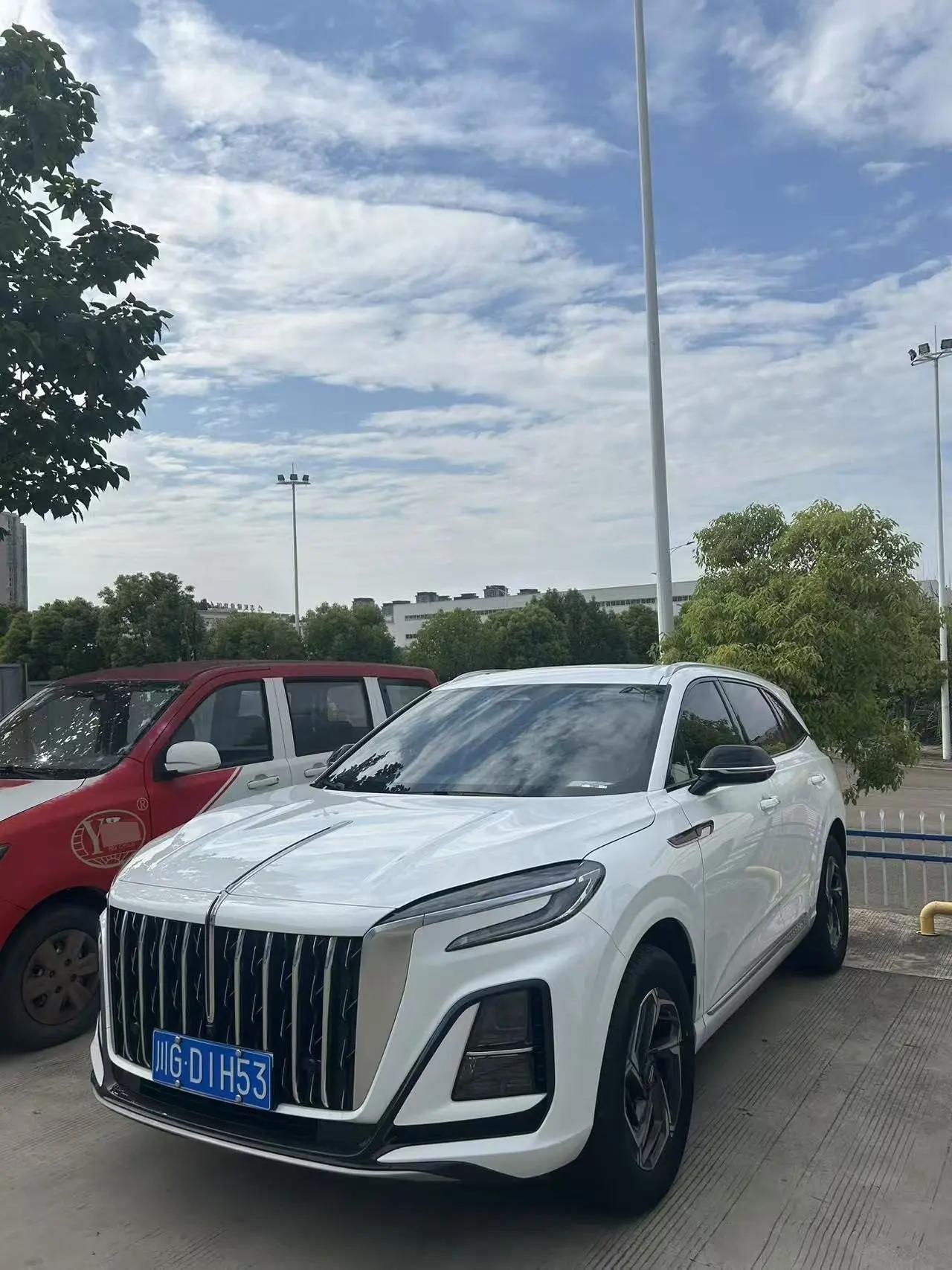 HongQi HS3 2023 1.5T Two-Drive HEV