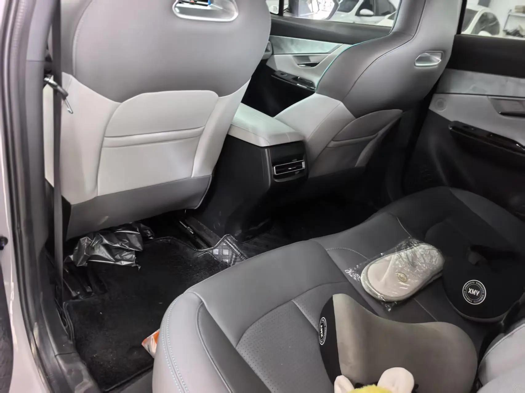 ChangAn 2023 UNI-T 1.5T Prestige Automatic 3