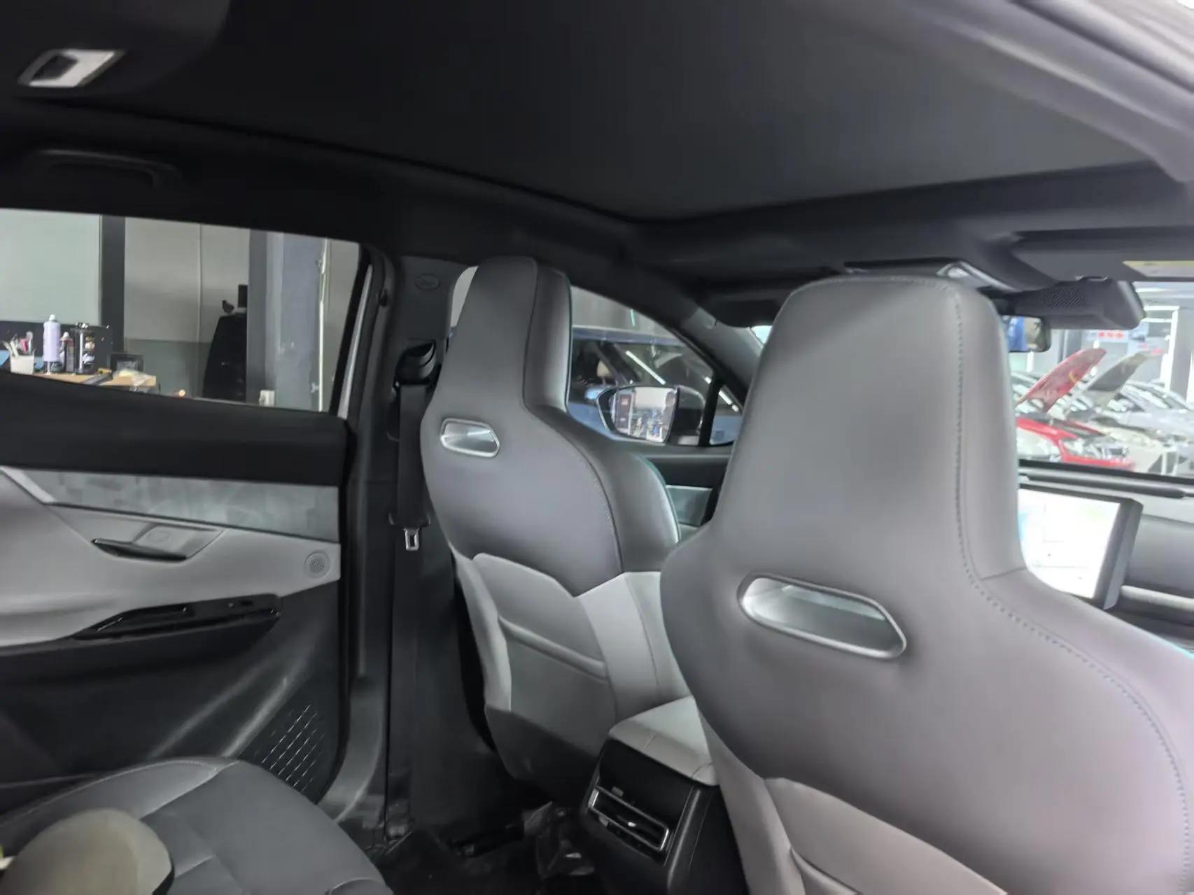 ChangAn 2023 UNI-T 1.5T Prestige Automatic 4