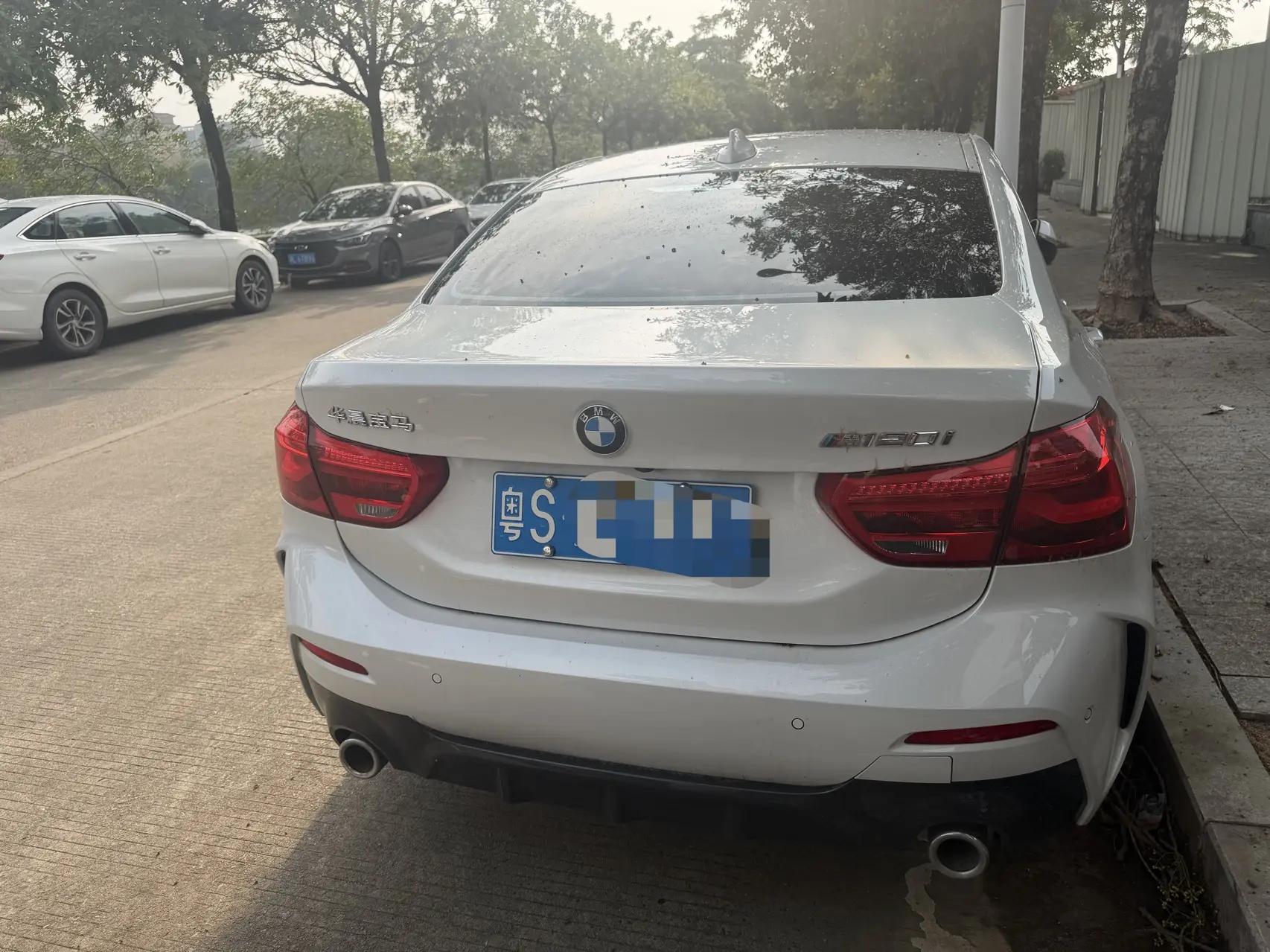 BMW 1 Series 2022 120i M Sports Edition 6