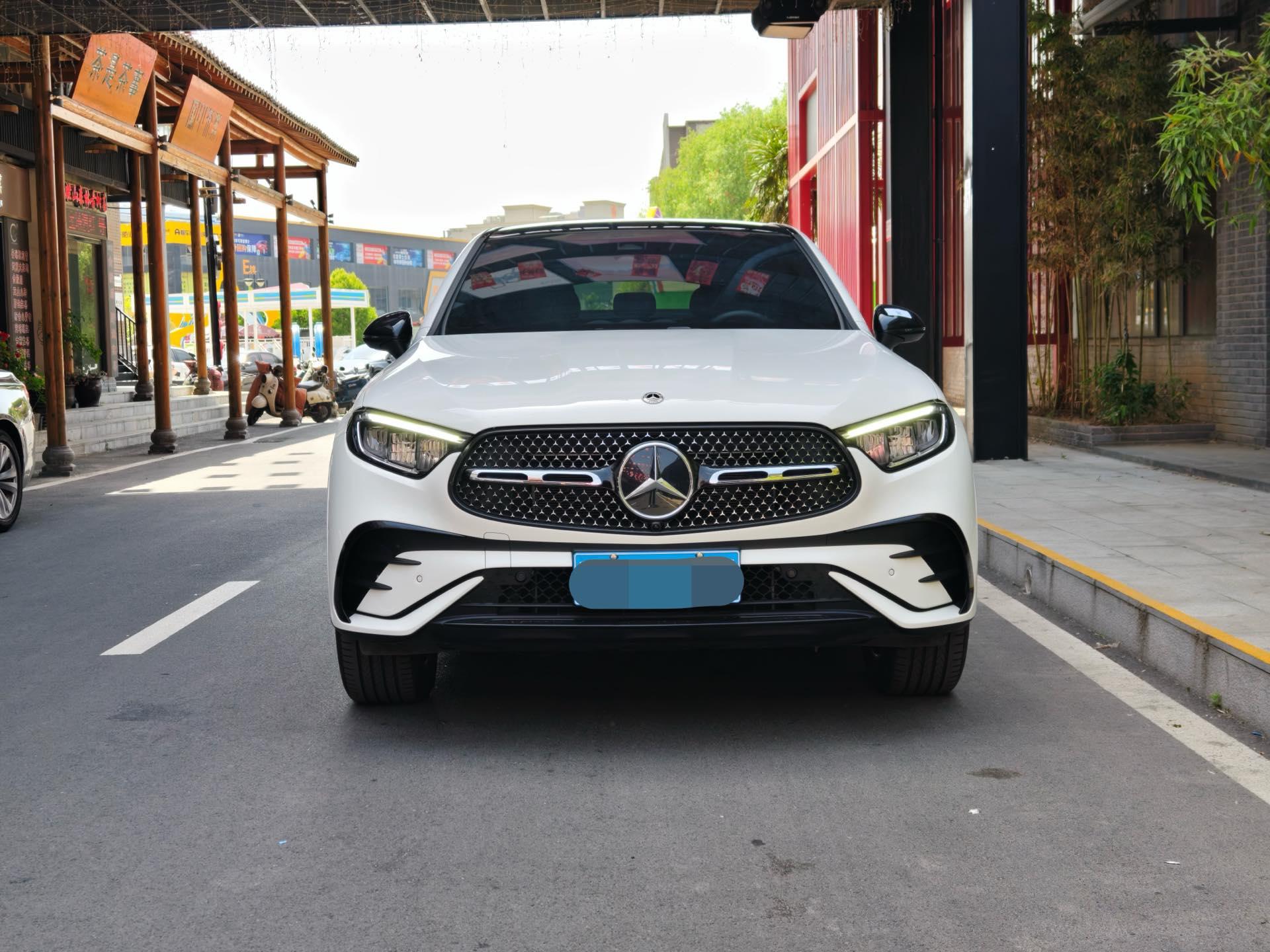 Mercedes Benz GLC (Imported) 2024 GLC 260 Coupe 4MATIC 2.0T Automatic 10