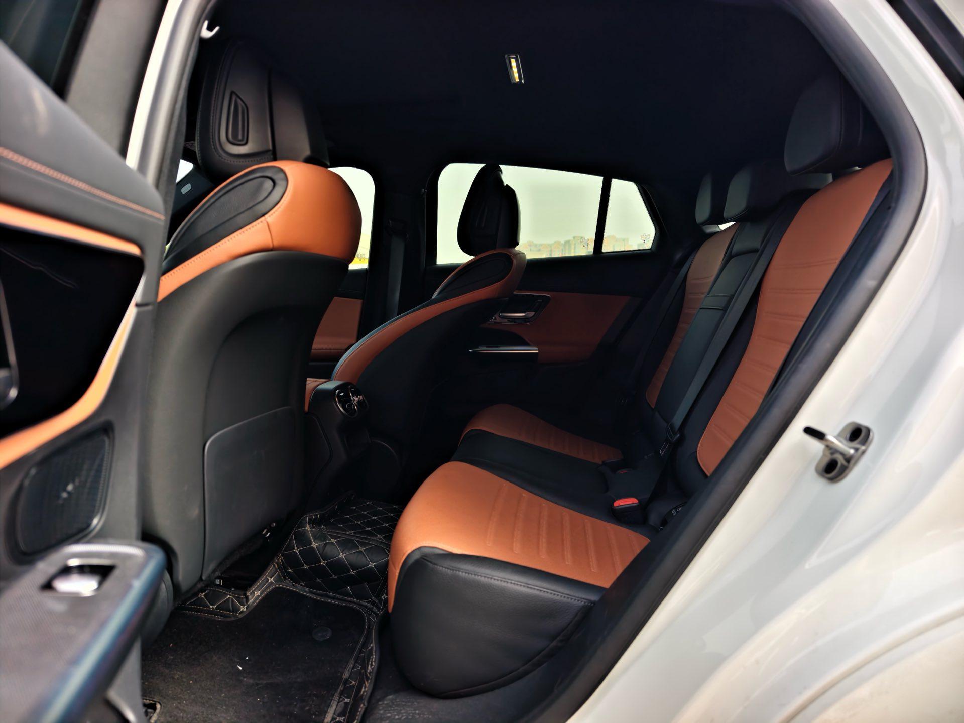 Mercedes Benz GLC (Imported) 2024 GLC 260 Coupe 4MATIC 2.0T Automatic 3