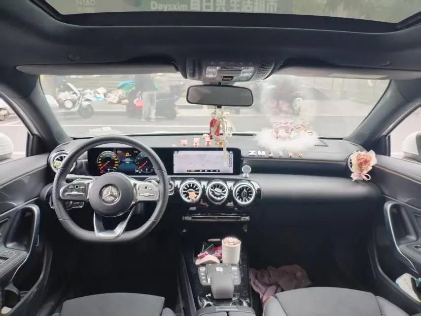 Mercedes Benz Class A 2022 Model to Class II A 200 L Sports Car Fashion Model 4