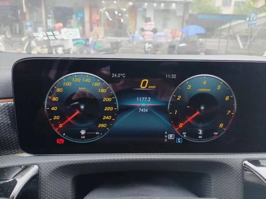 Mercedes Benz Class A 2022 Model to Class II A 200 L Sports Car Fashion Model 6