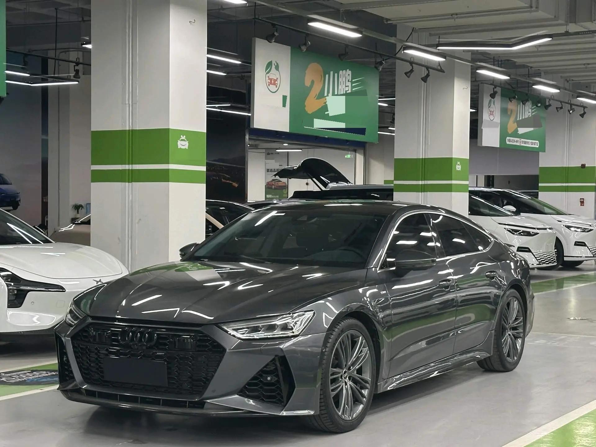 打开图片灯箱:Audi A7 (Imported) 2023 A7 Sportback 2.0TFSI 45TFSI Prestige Edition Automatic