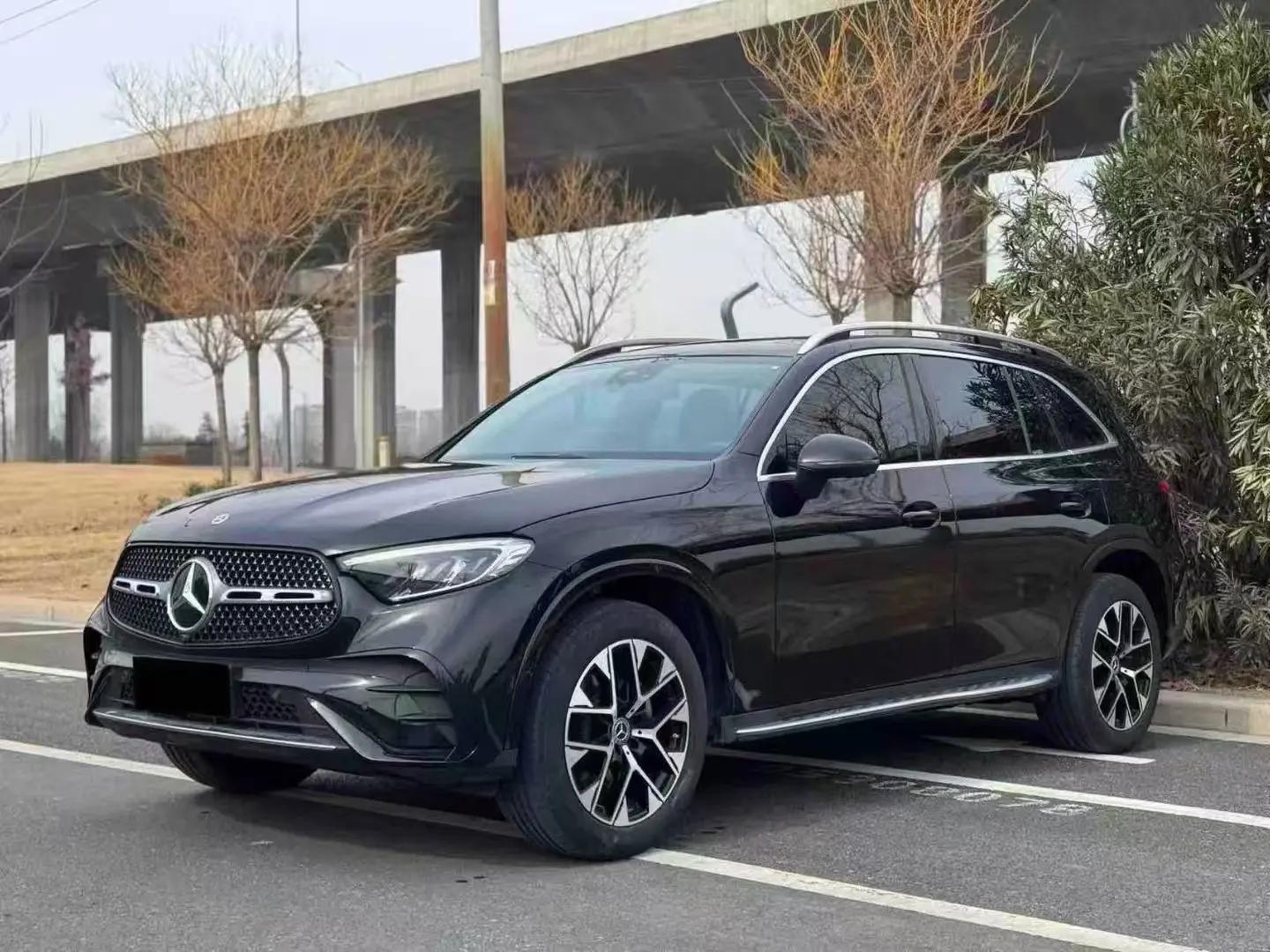 打开图片灯箱:Mercedes Benz 2024 GLC 260 L 4MATIC 48V 2.0T Luxury 5-Seater (Facelift) Automatic