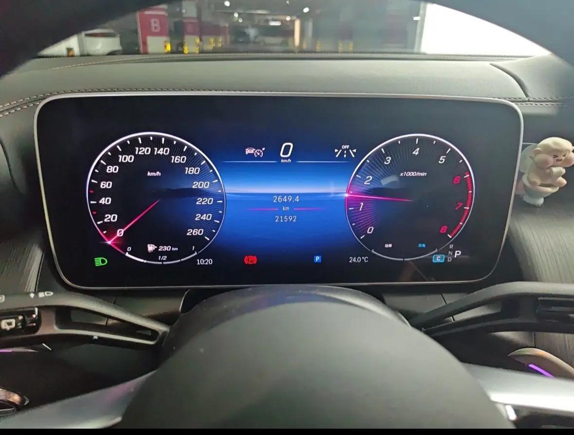 Mercedes Benz 2024 GLC 260 L 4MATIC 48V 2.0T Luxury 5-Seater (Facelift) Automatic 7