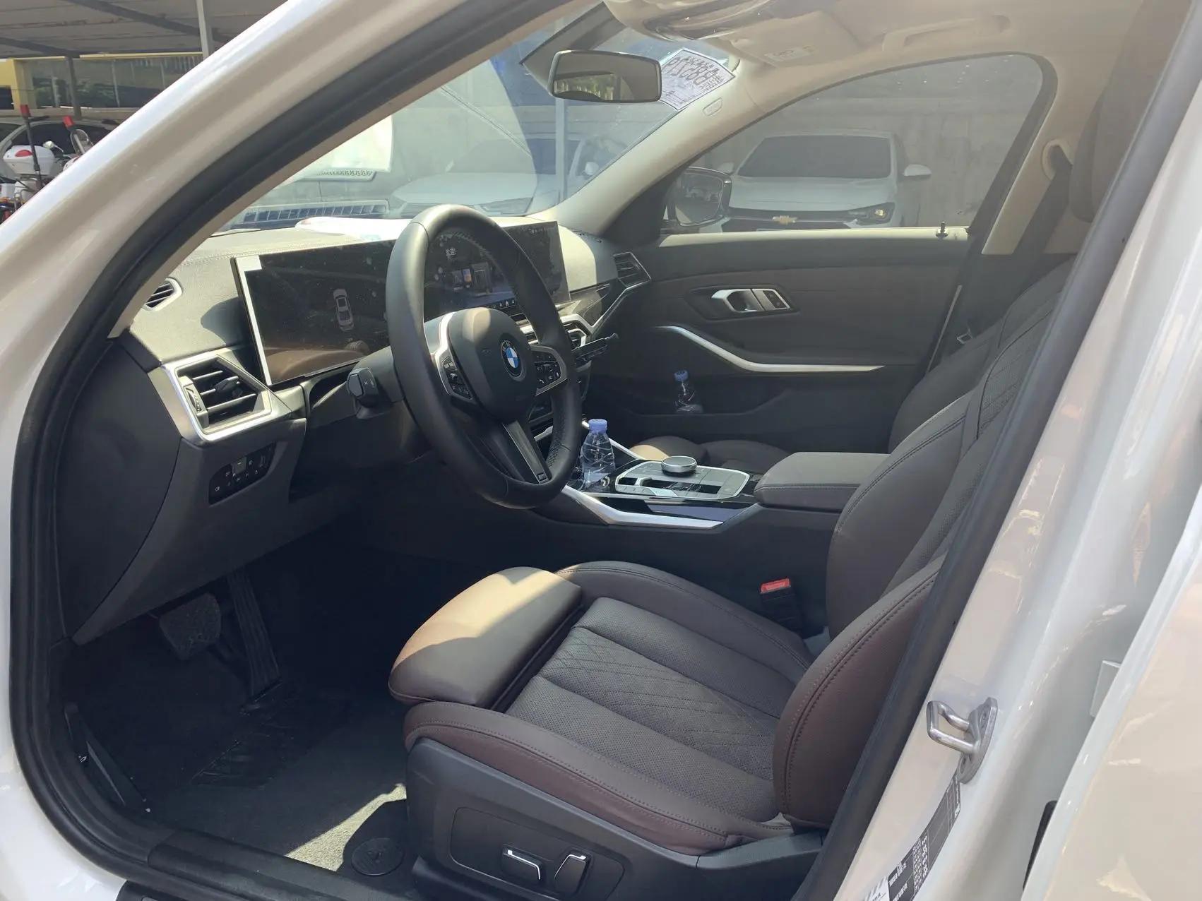 BMW 3 Series 2024 Model 320Li 2.0T M Sport Package Automatic 4
