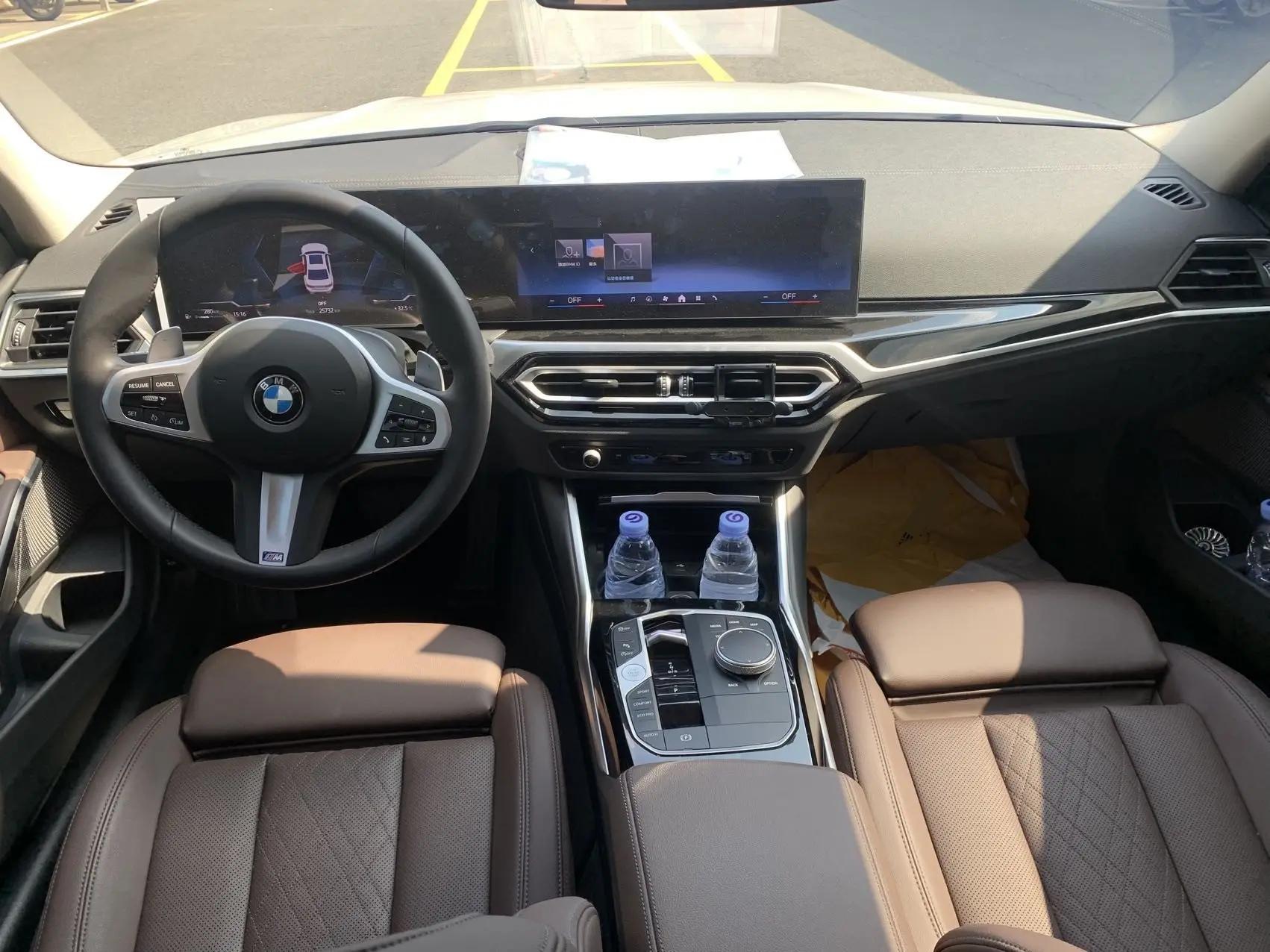 BMW 3 Series 2024 Model 320Li 2.0T M Sport Package Automatic 5