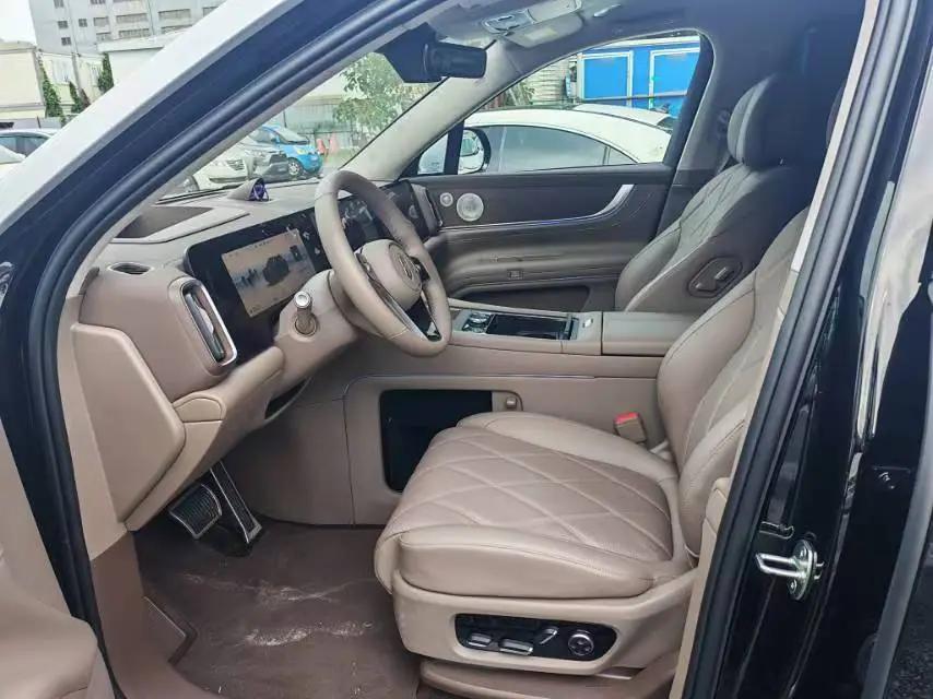 AITO 2025 Model AITO M9 Range-Extended Ultra Version 52kWh 6-Seater Automatic 5