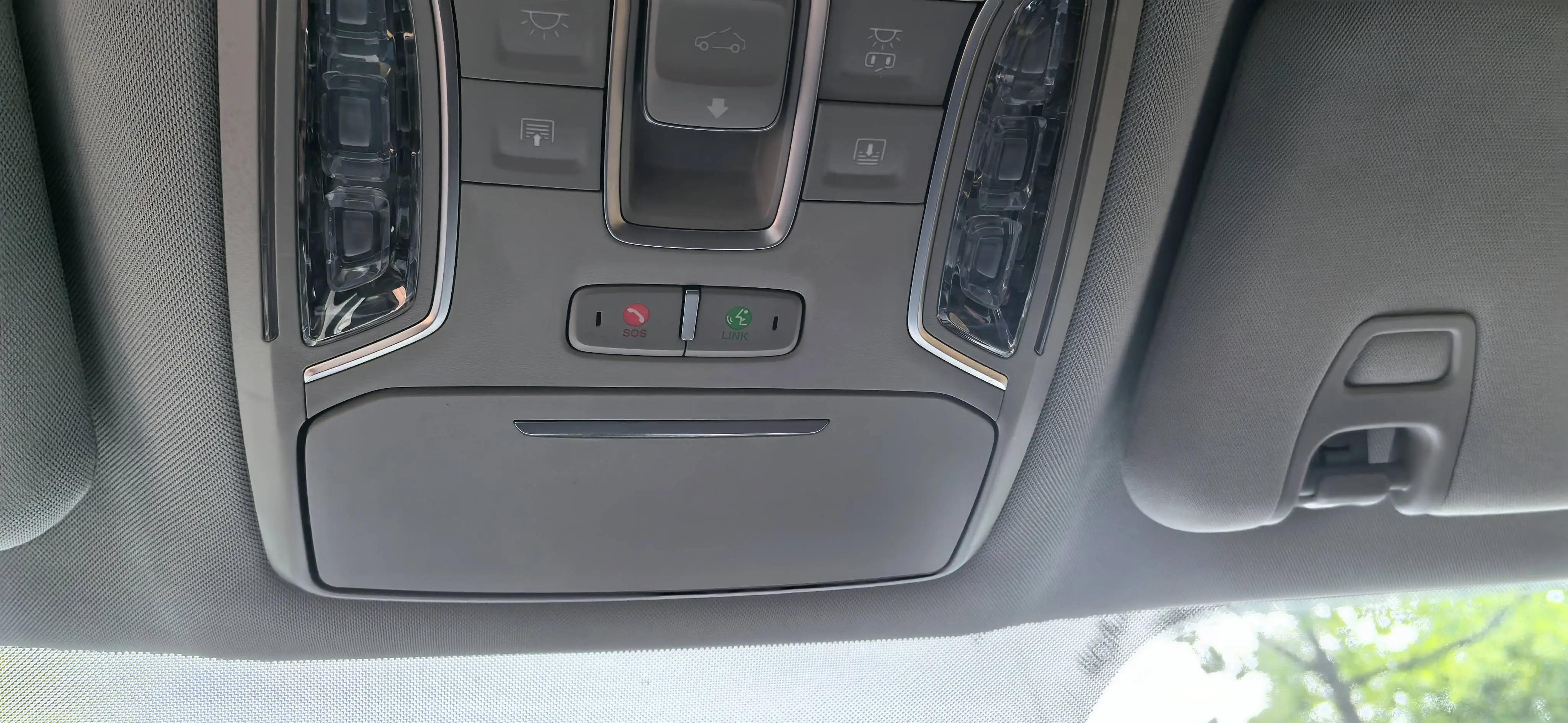 Chuanqi M6 2021 270T DCT Honorable Edition (7 seats) 10