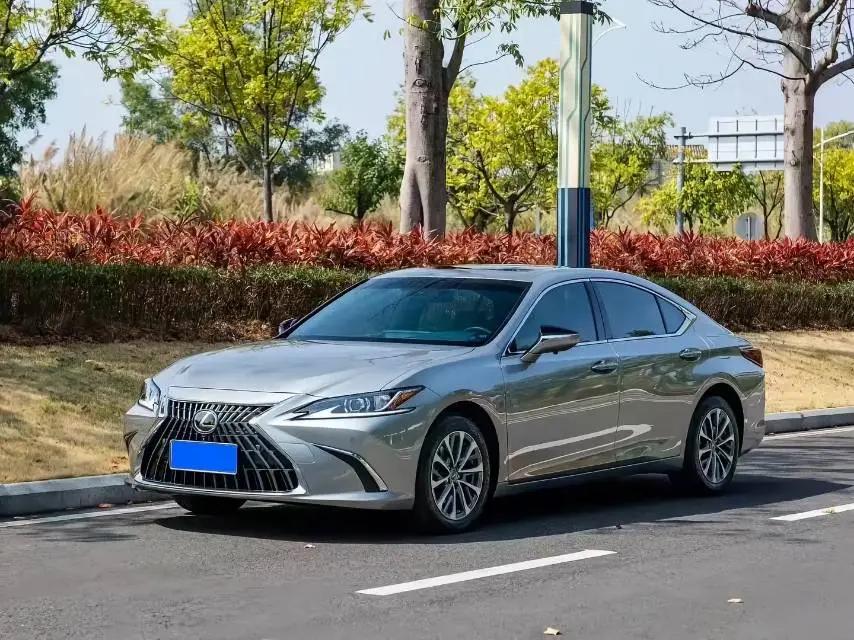 Lexus ES 2023 model 200 Premium Edition